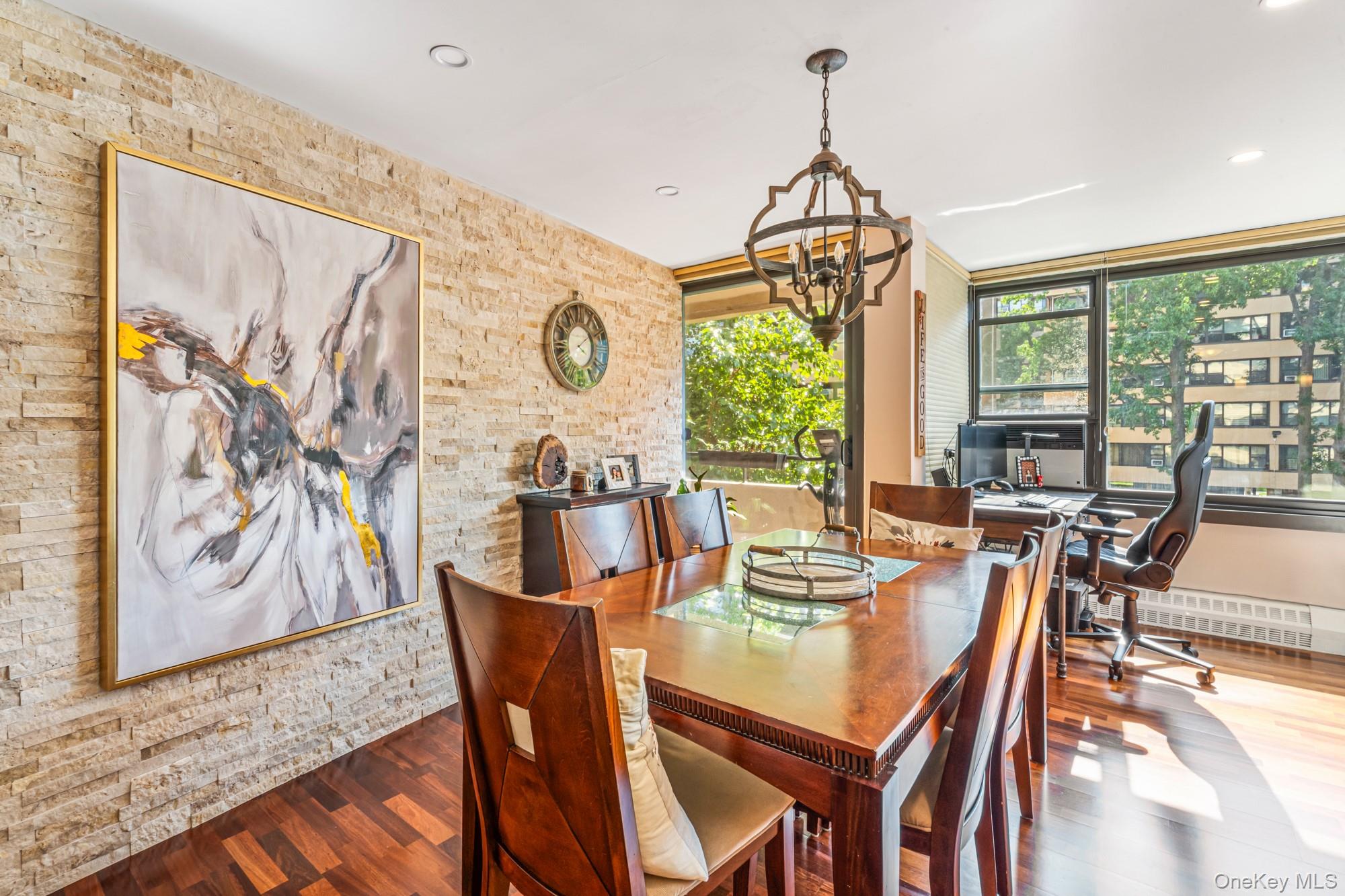 #9 photo, 16801 12th Avenue, クイーンズ区 Whitestone , NY 11357