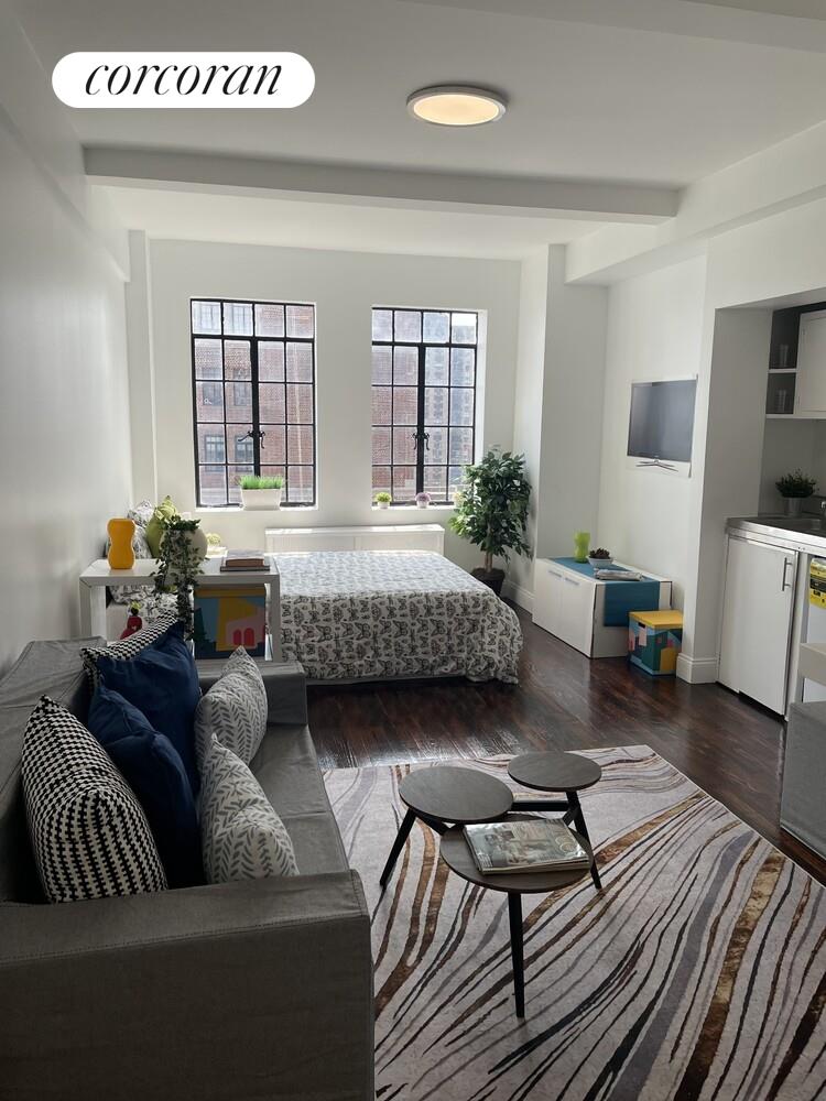 #1 photo, 45 TUDOR CITY Place, マンハッタン Turtle Bay , NY 10017