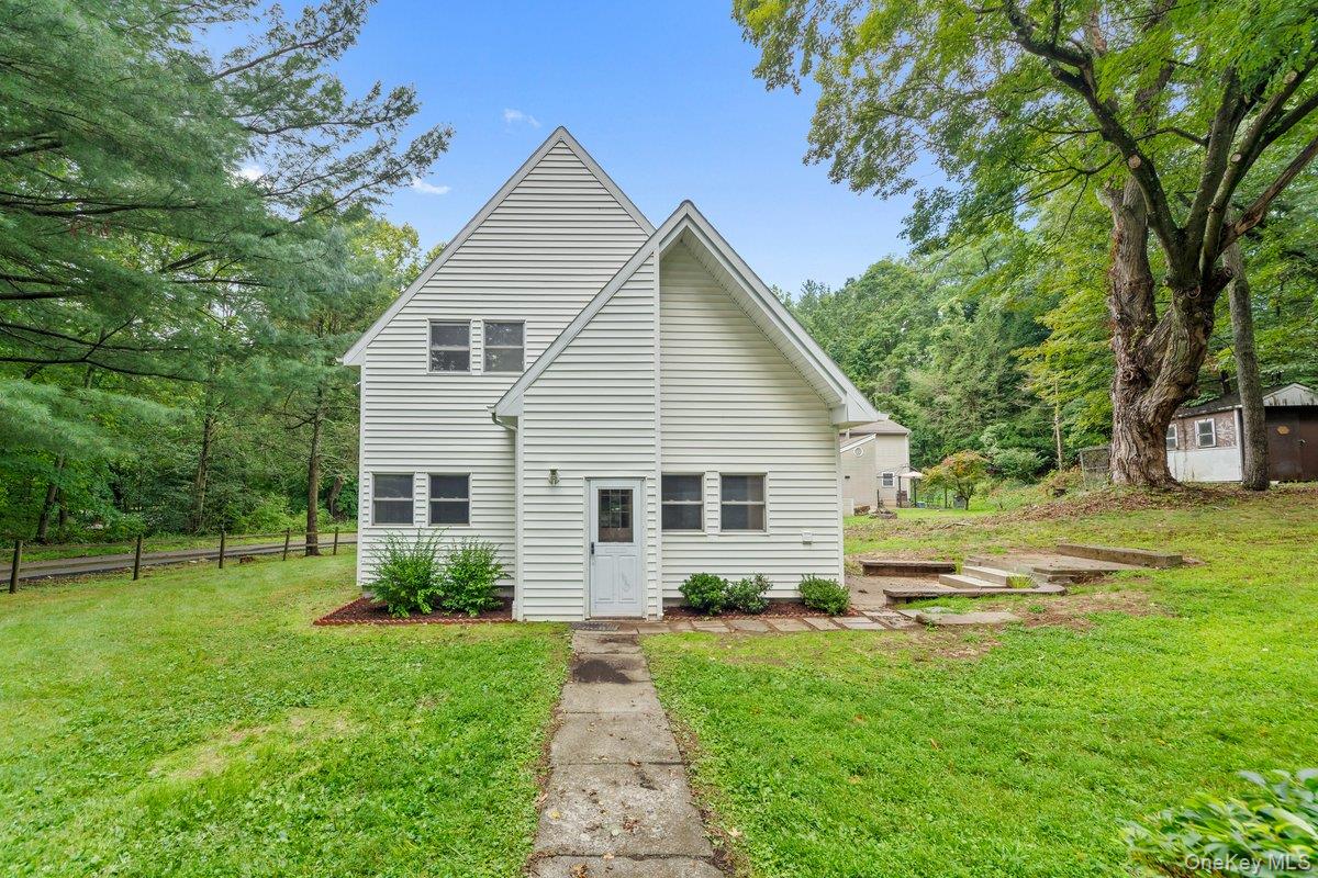 #1 photo, 24 Skylark Drive, Cortlandt Manor , NY 10567