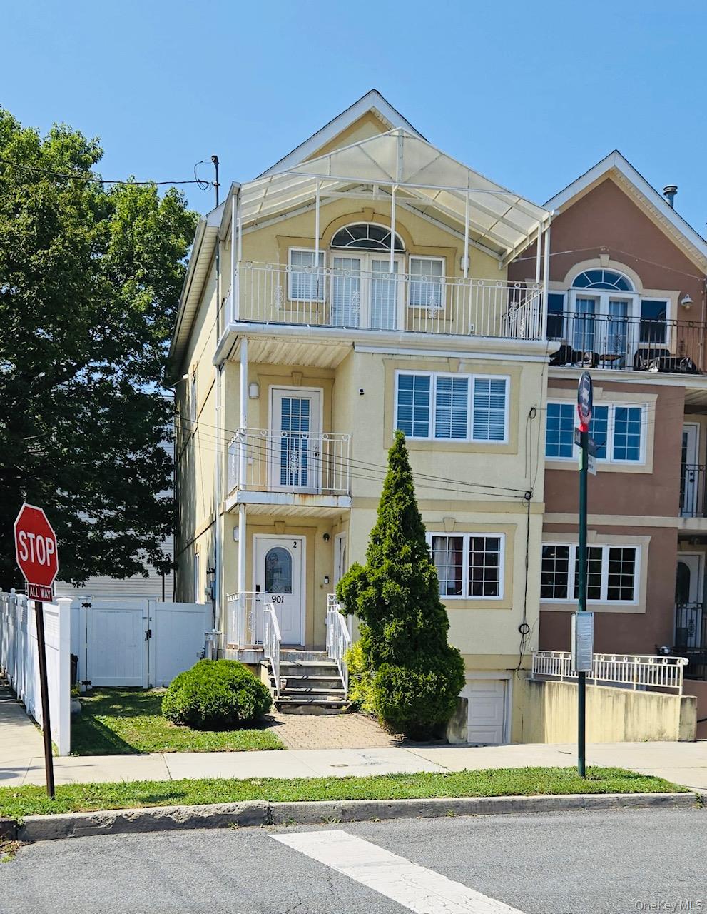 #1 photo, 901 Dean Avenue, ब्रोंक्स Bronx , NY 10465