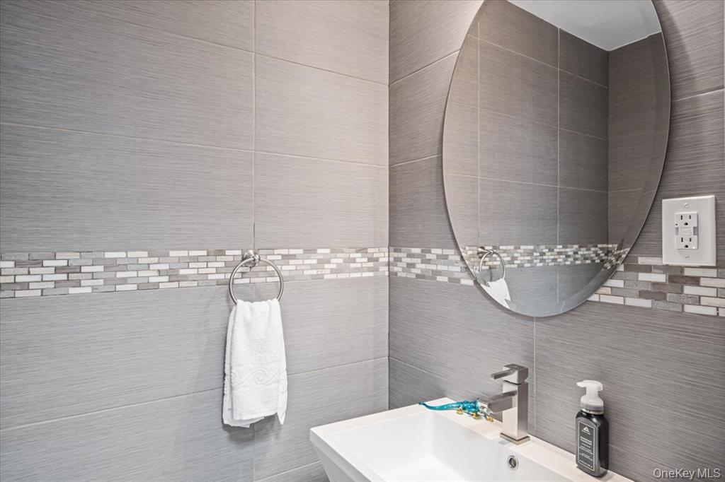 #7 photo, 215-29 23rd Avenue, クイーンズ区 Bayside , NY 11360