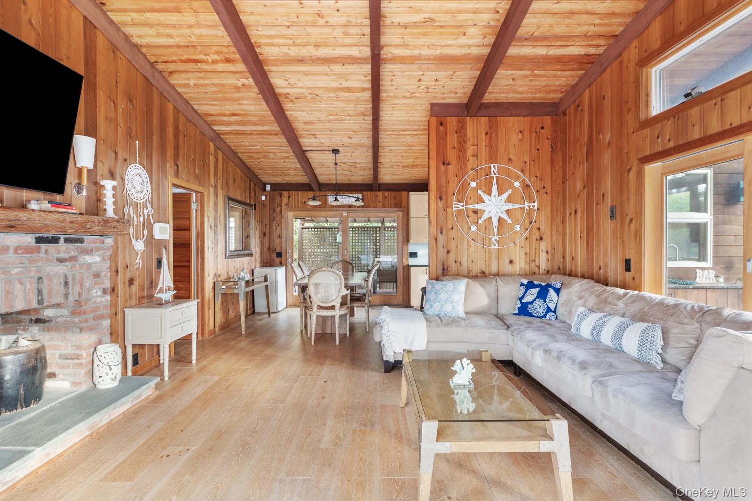 #10 photo, 19 Crescent Avenue, サフォーク郡 Seaview , NY 11770