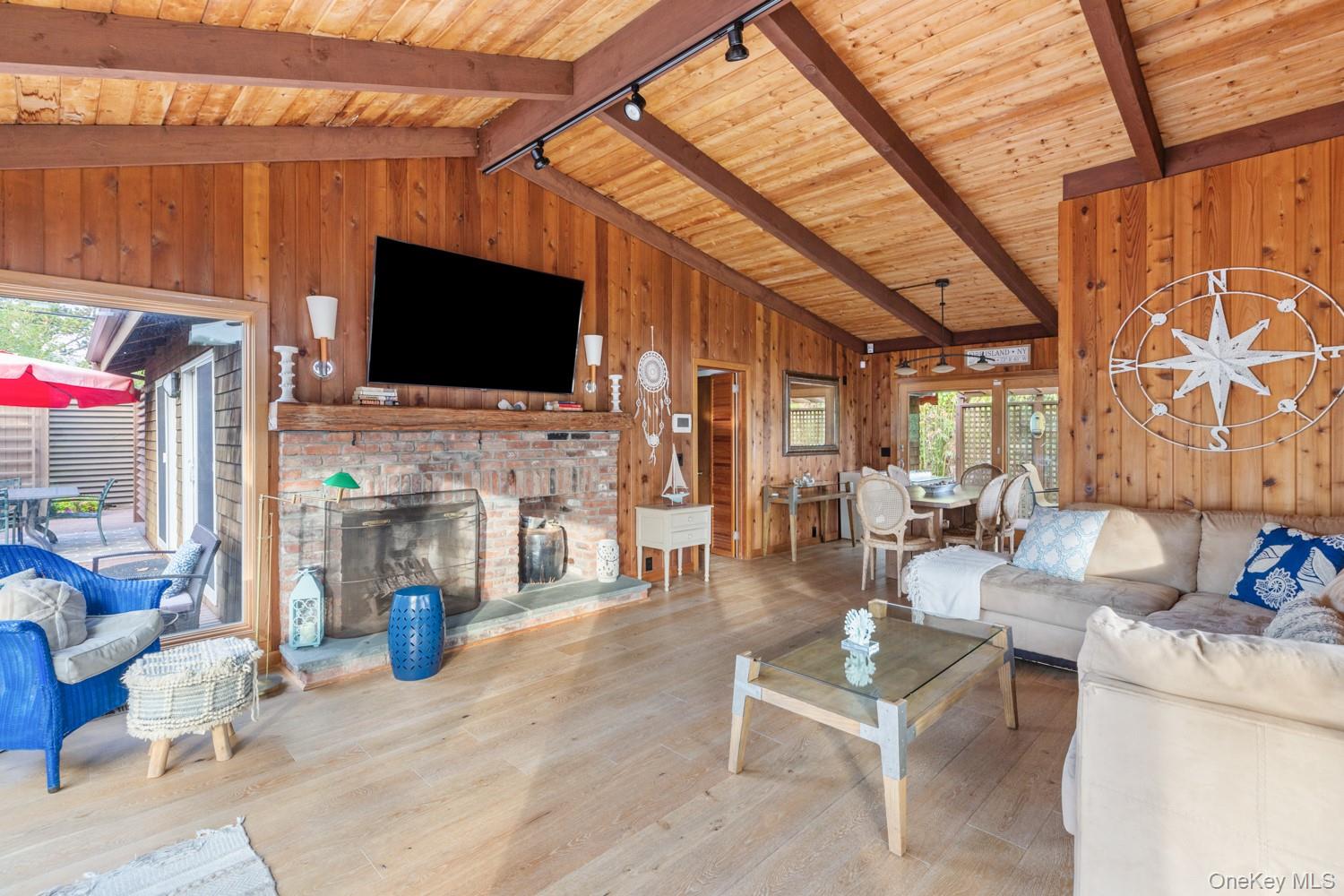 #13 photo, 19 Crescent Avenue, サフォーク郡 Seaview , NY 11770