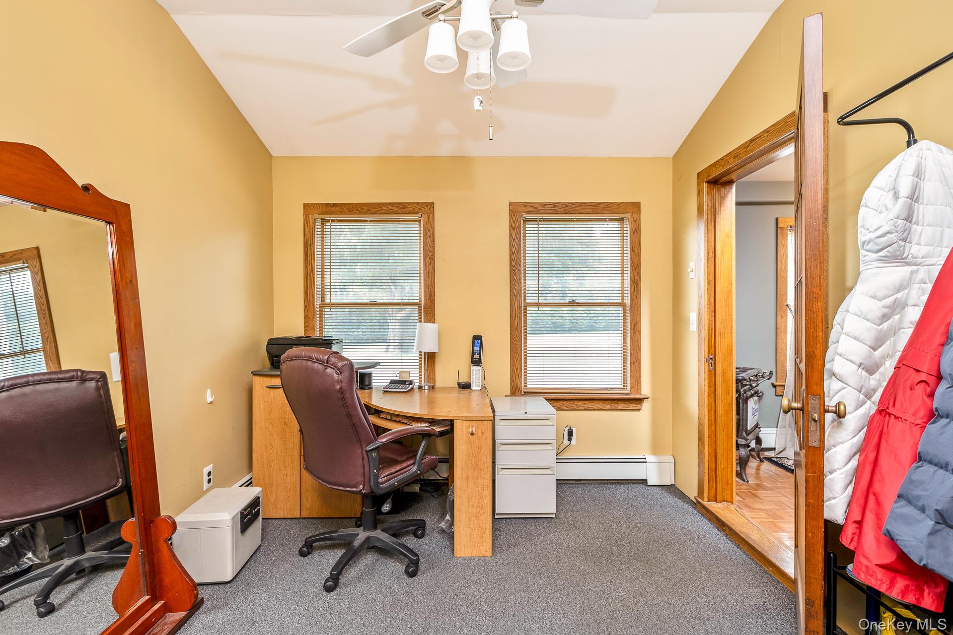 #17 photo, 127 North Street, サフォーク郡 Manorville , NY 11949