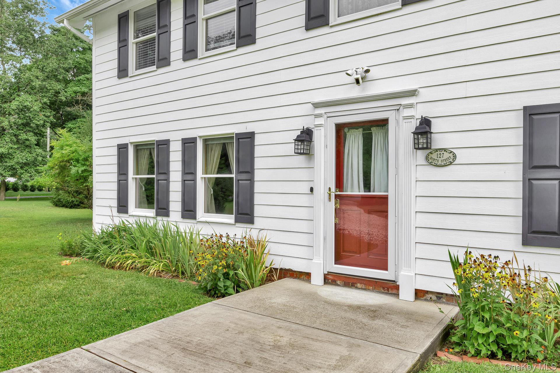 #3 photo, 127 North Street, サフォーク郡 Manorville , NY 11949