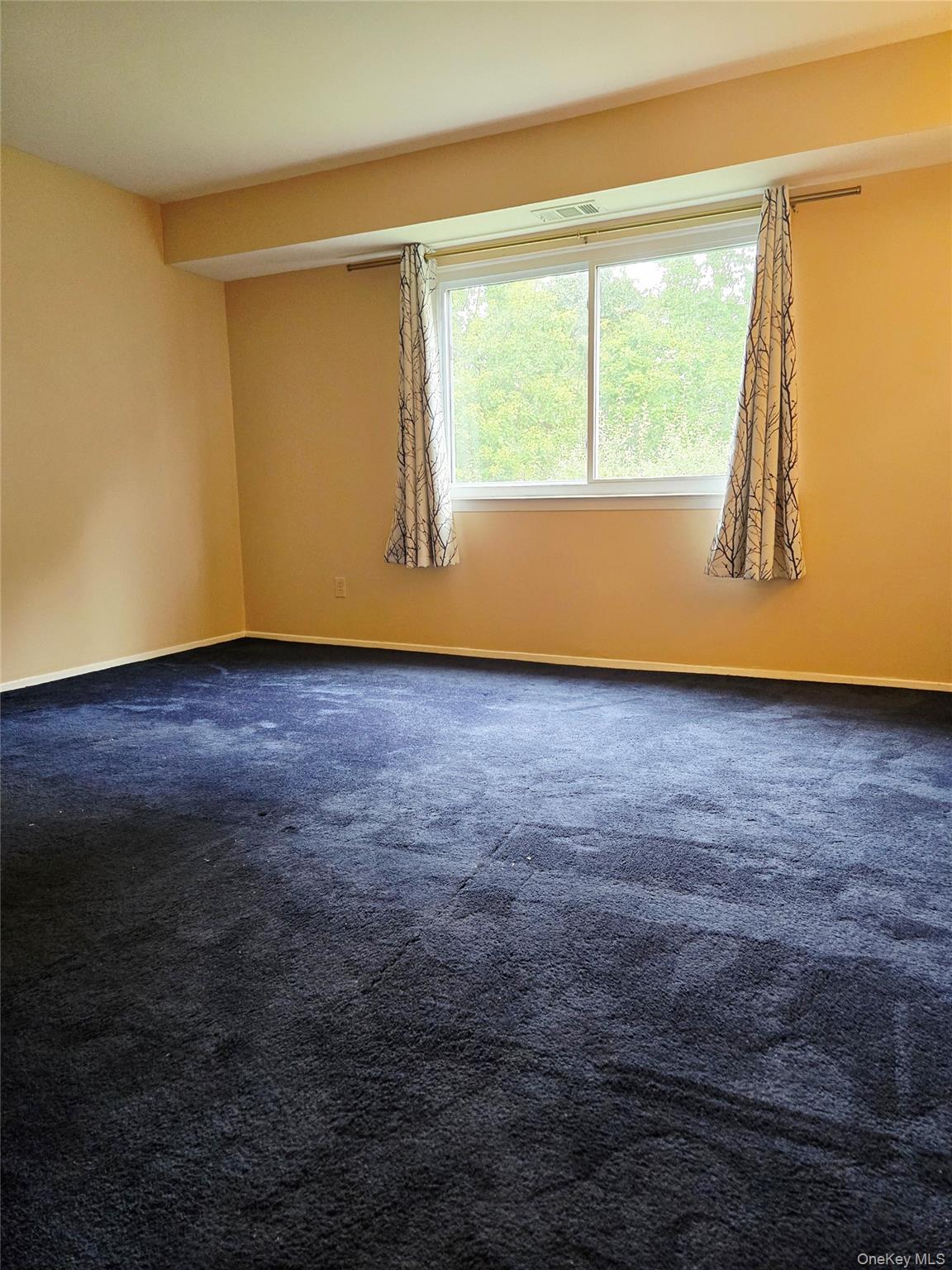 #14 photo, 198 Pointe Circle North, サフォーク郡 Coram , NY 11727