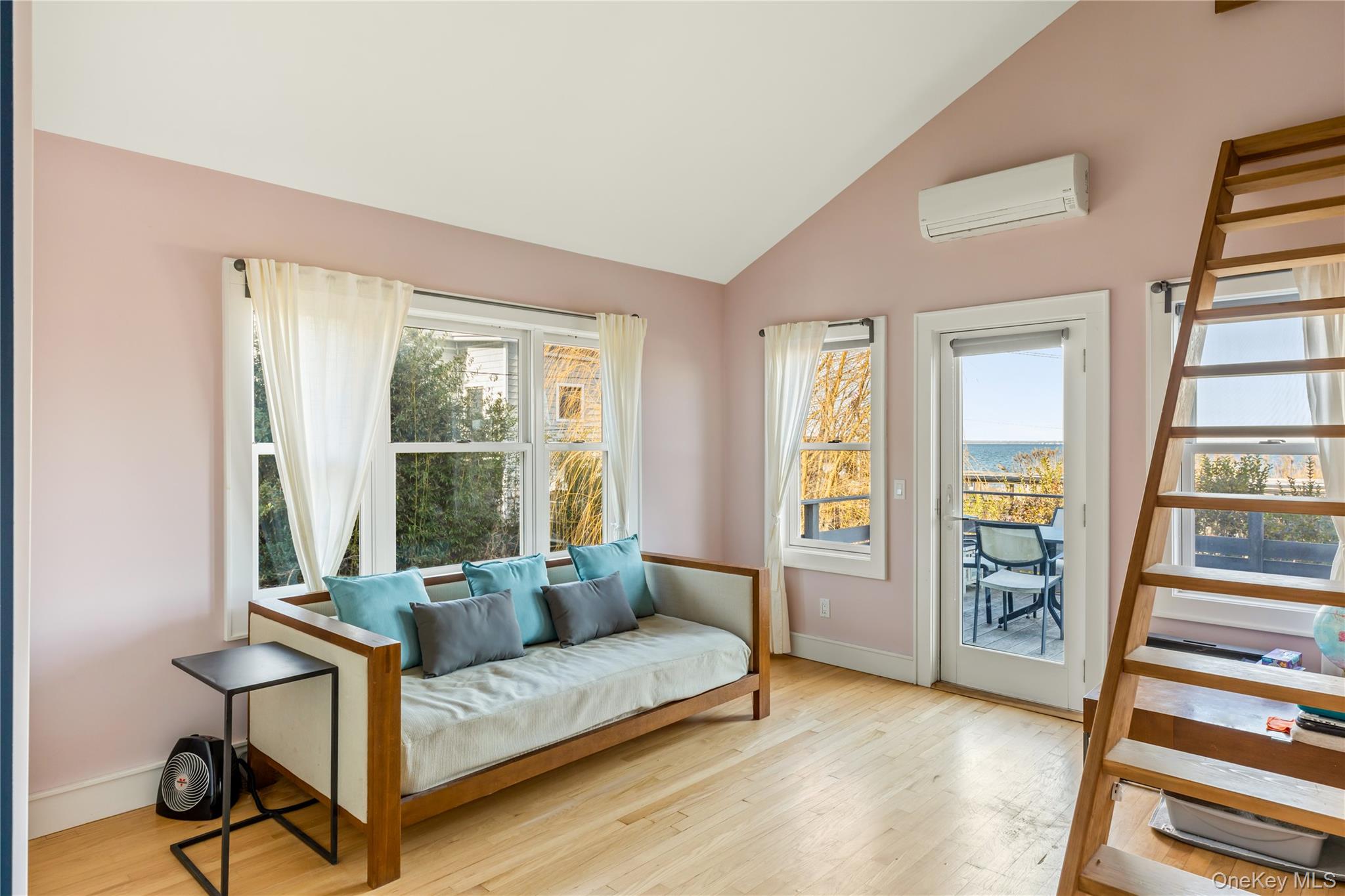 #15 photo, 5 Ocean Bay Boulevard, サフォーク郡 Ocean Bay Park , NY 11770