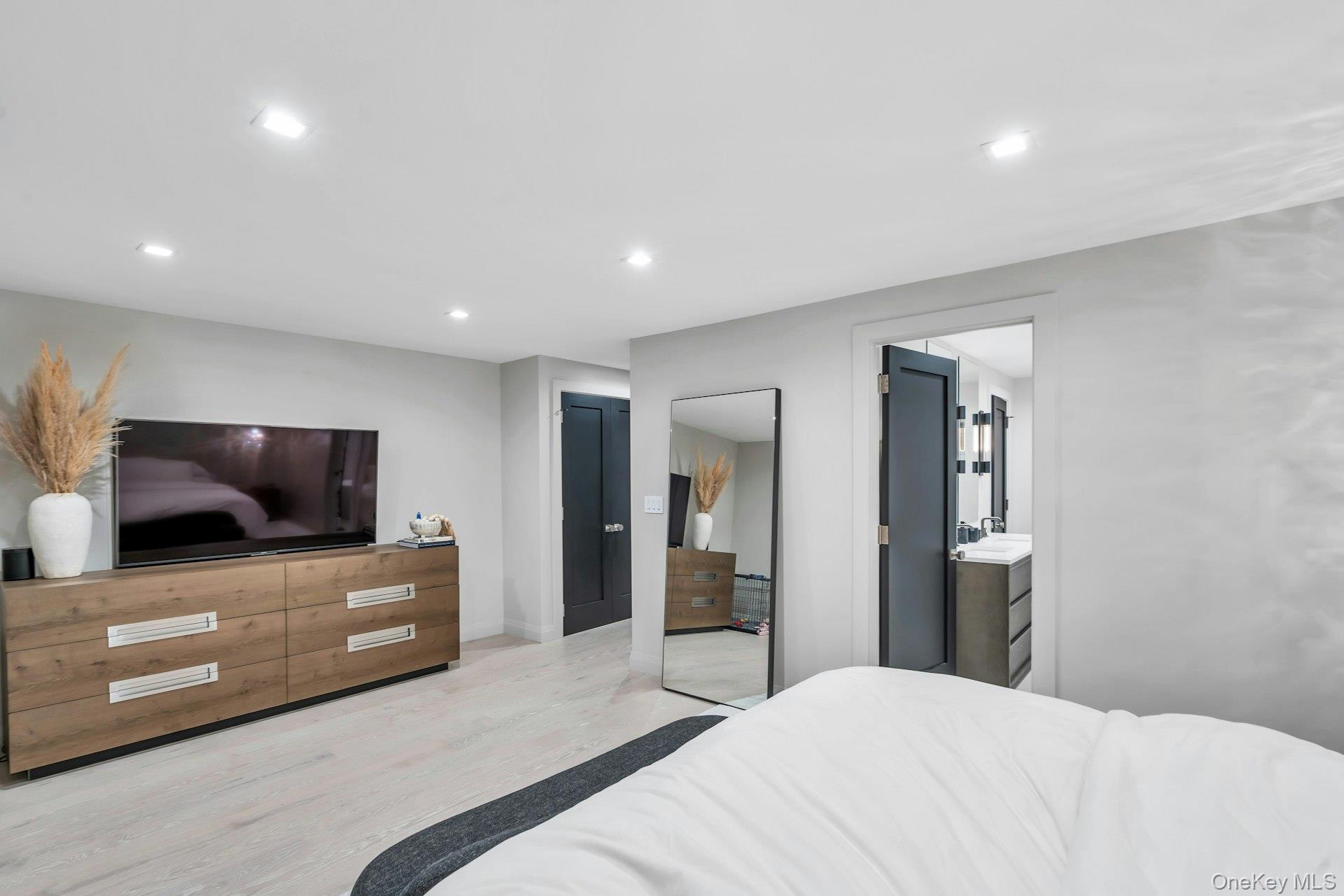 #15 photo, 211 Hornbill Drive, ナッソー郡 Manhasset , NY 11030