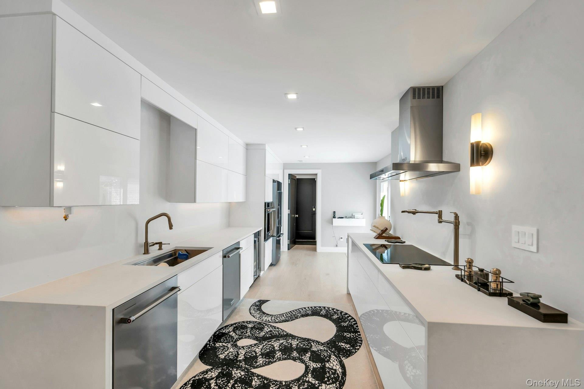 #6 photo, 211 Hornbill Drive, ナッソー郡 Manhasset , NY 11030