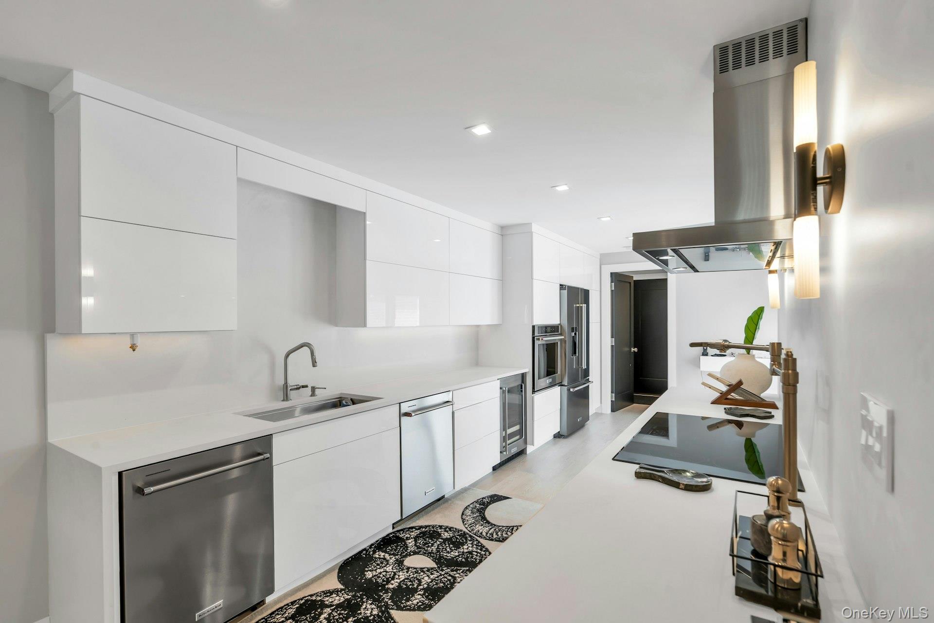 #7 photo, 211 Hornbill Drive, ナッソー郡 Manhasset , NY 11030