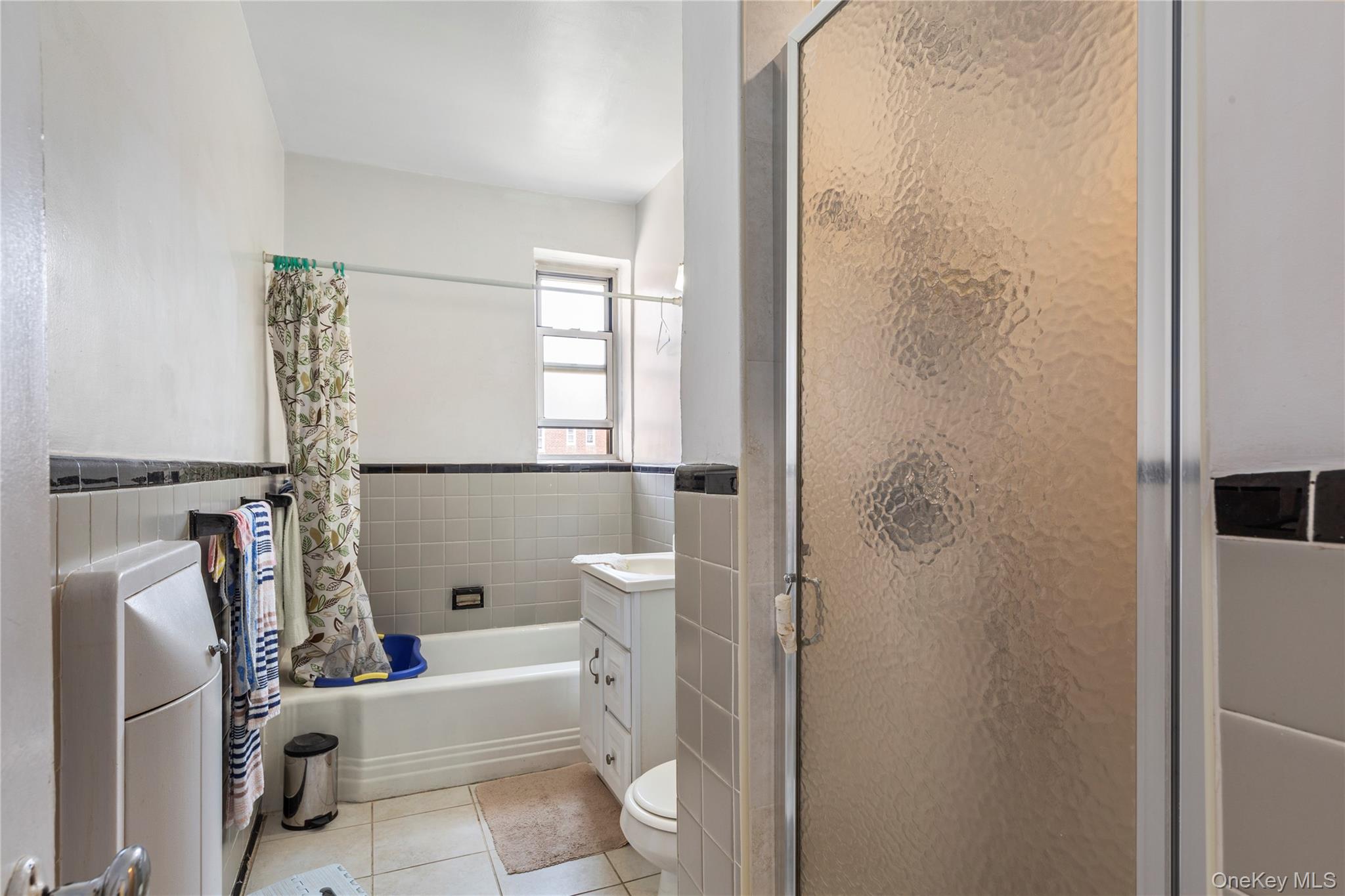 #11 photo, 99-31 64th Avenue, Rego Park , NY 11374