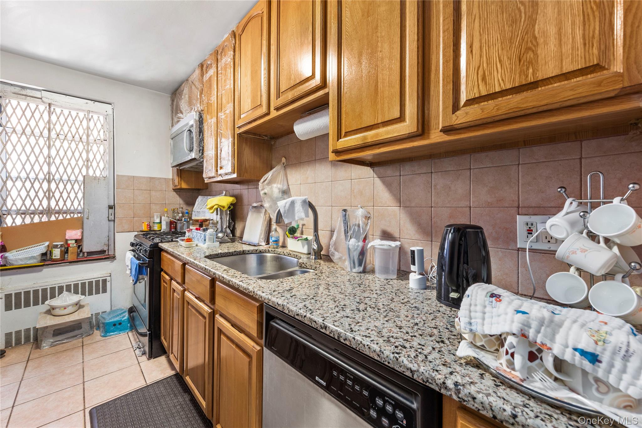 #8 photo, 99-31 64th Avenue, Rego Park , NY 11374