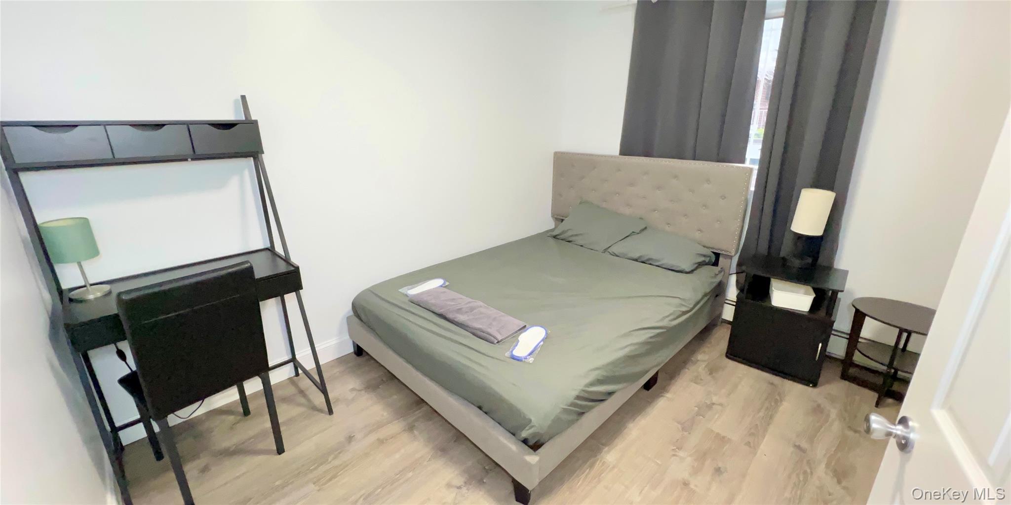 #11 photo, 4122 75 St., クイーンズ区 Elmhurst , NY 11373