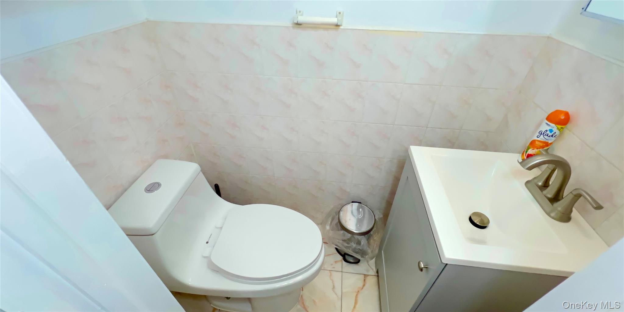 #16 photo, 4122 75 St., クイーンズ区 Elmhurst , NY 11373