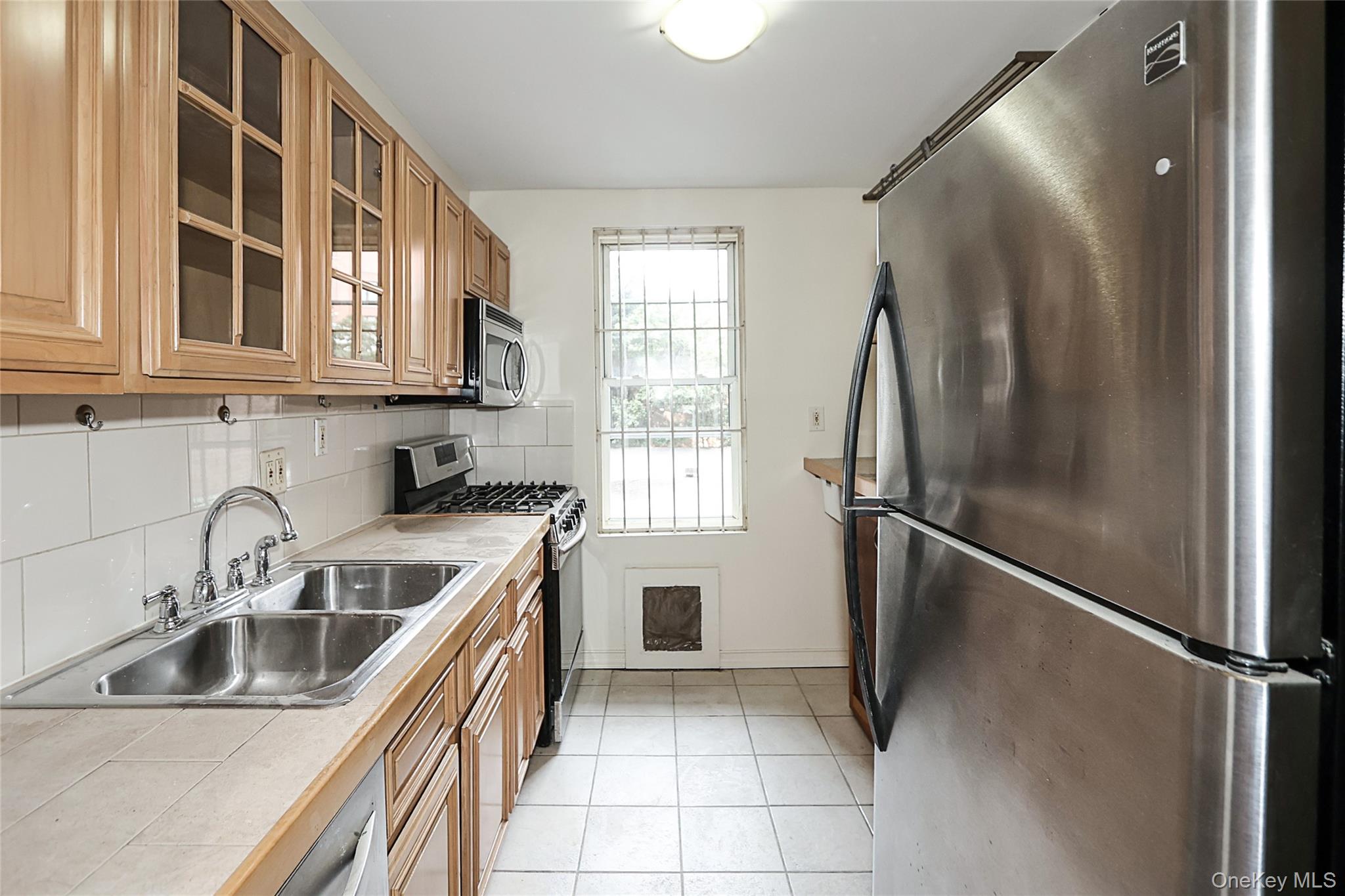 #7 photo, 7510 Yellowstone Boulevard, クイーンズ区 Rego Park , NY 11374