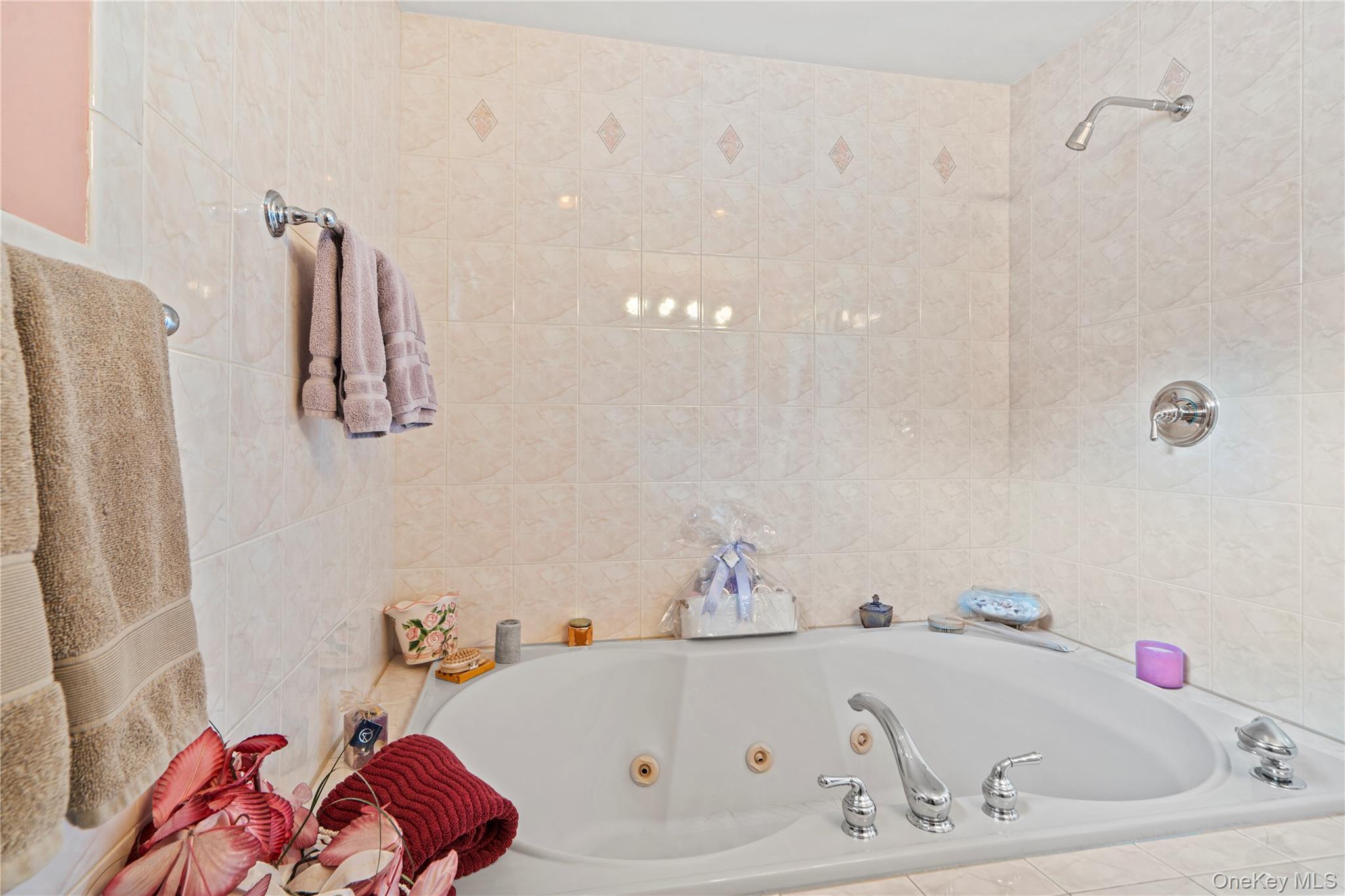 #17 photo, 8 Ungava Drive, New City , NY 10956