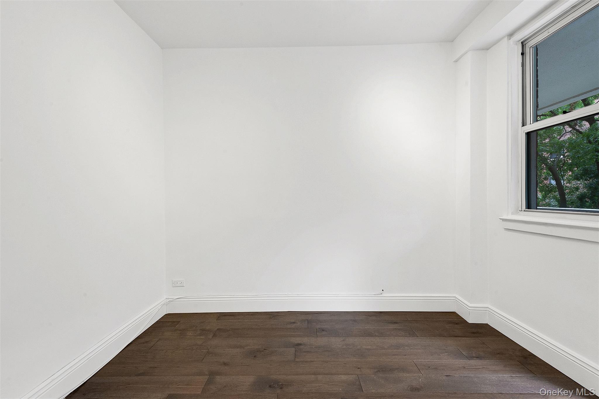 #12 photo, 110-50 71st Road, クイーンズ区 Forest Hills , NY 11375