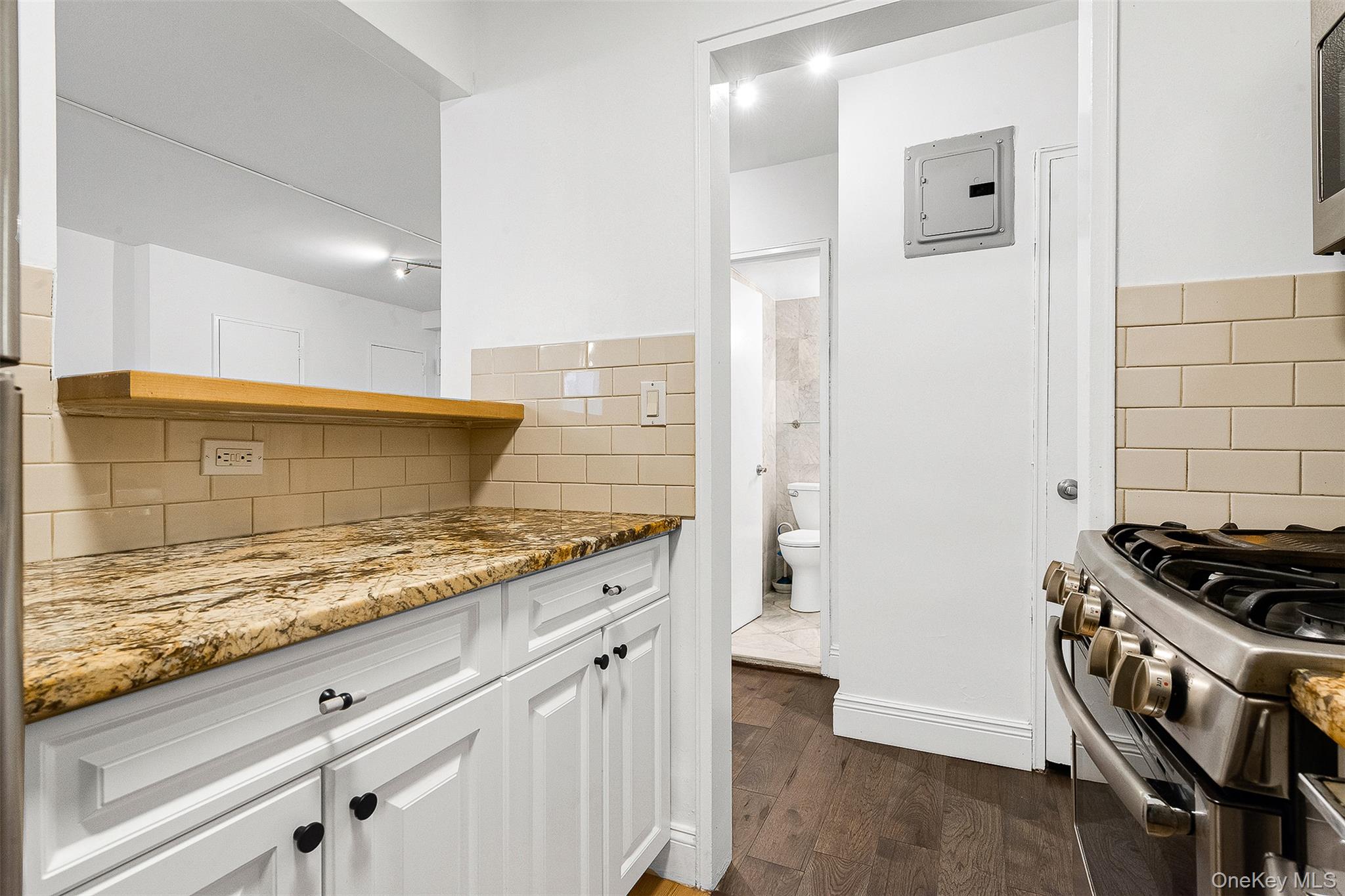 #20 photo, 110-50 71st Road, クイーンズ区 Forest Hills , NY 11375