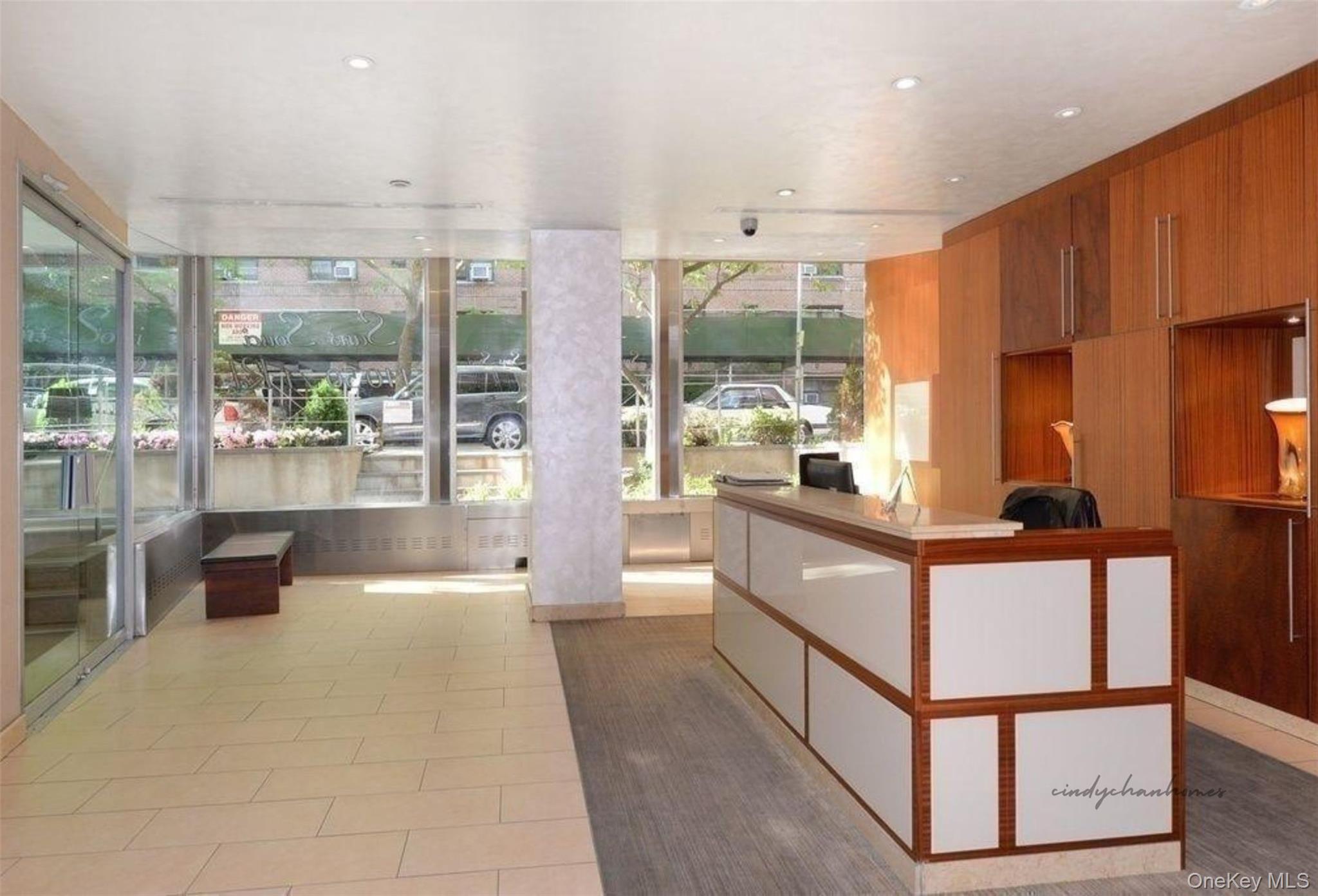 #3 photo, 110-50 71st Road, クイーンズ区 Forest Hills , NY 11375