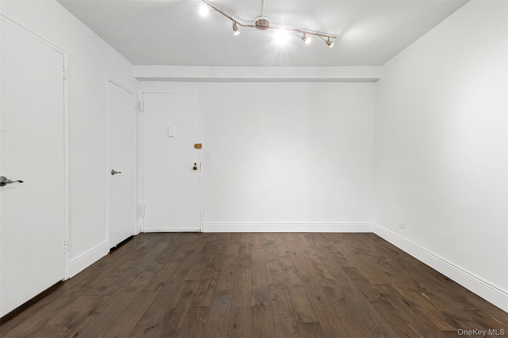 #5 photo, 110-50 71st Road, クイーンズ区 Forest Hills , NY 11375