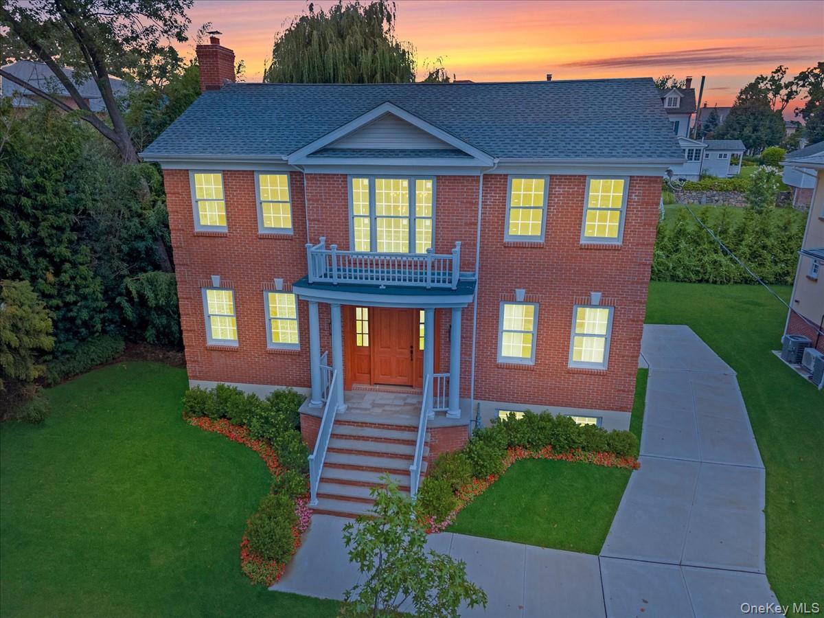 #3 photo, 233-17 38th Drive, クイーンズ区 Douglaston , NY 11363