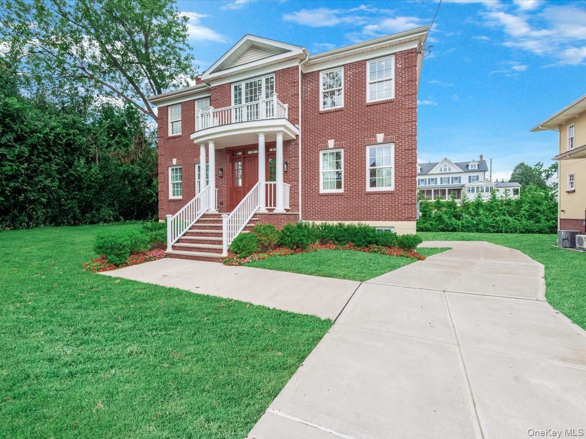 #4 photo, 233-17 38th Drive, クイーンズ区 Douglaston , NY 11363