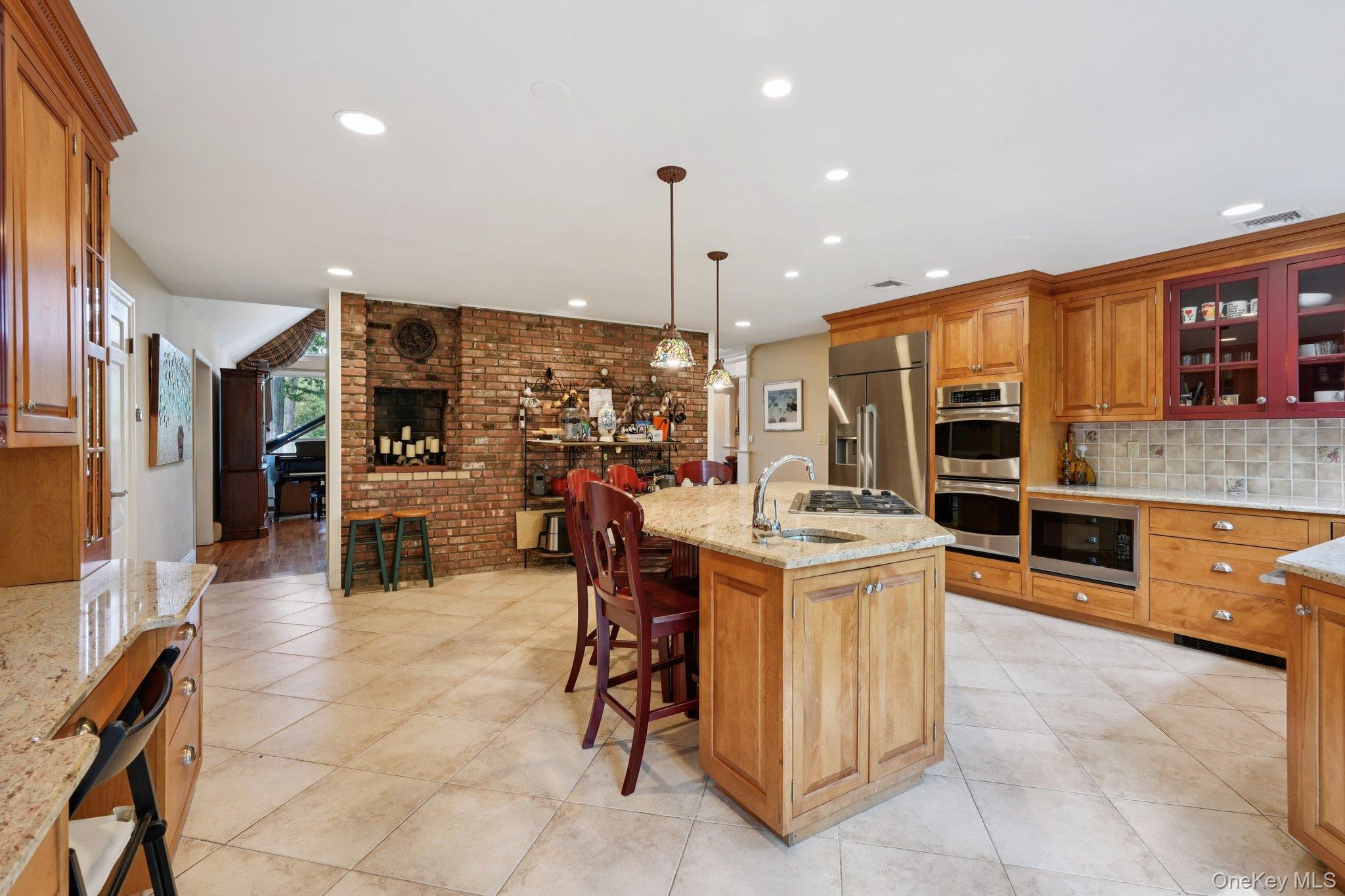 #8 photo, 11 Old Phillips Hill Road, New City , NY 10956