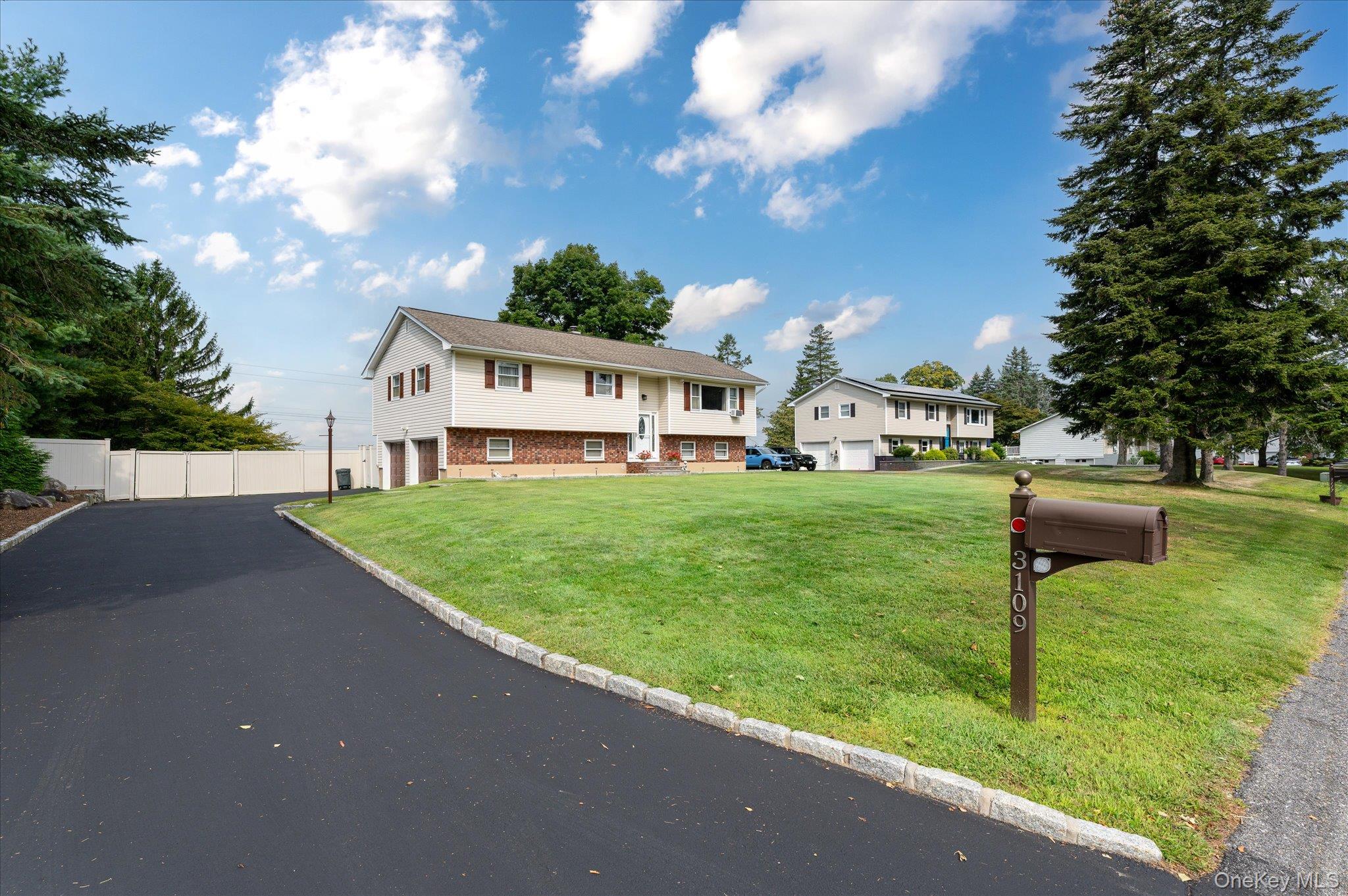 #1 photo, 3109 Quinlan Street, Yorktown Heights , NY 10598