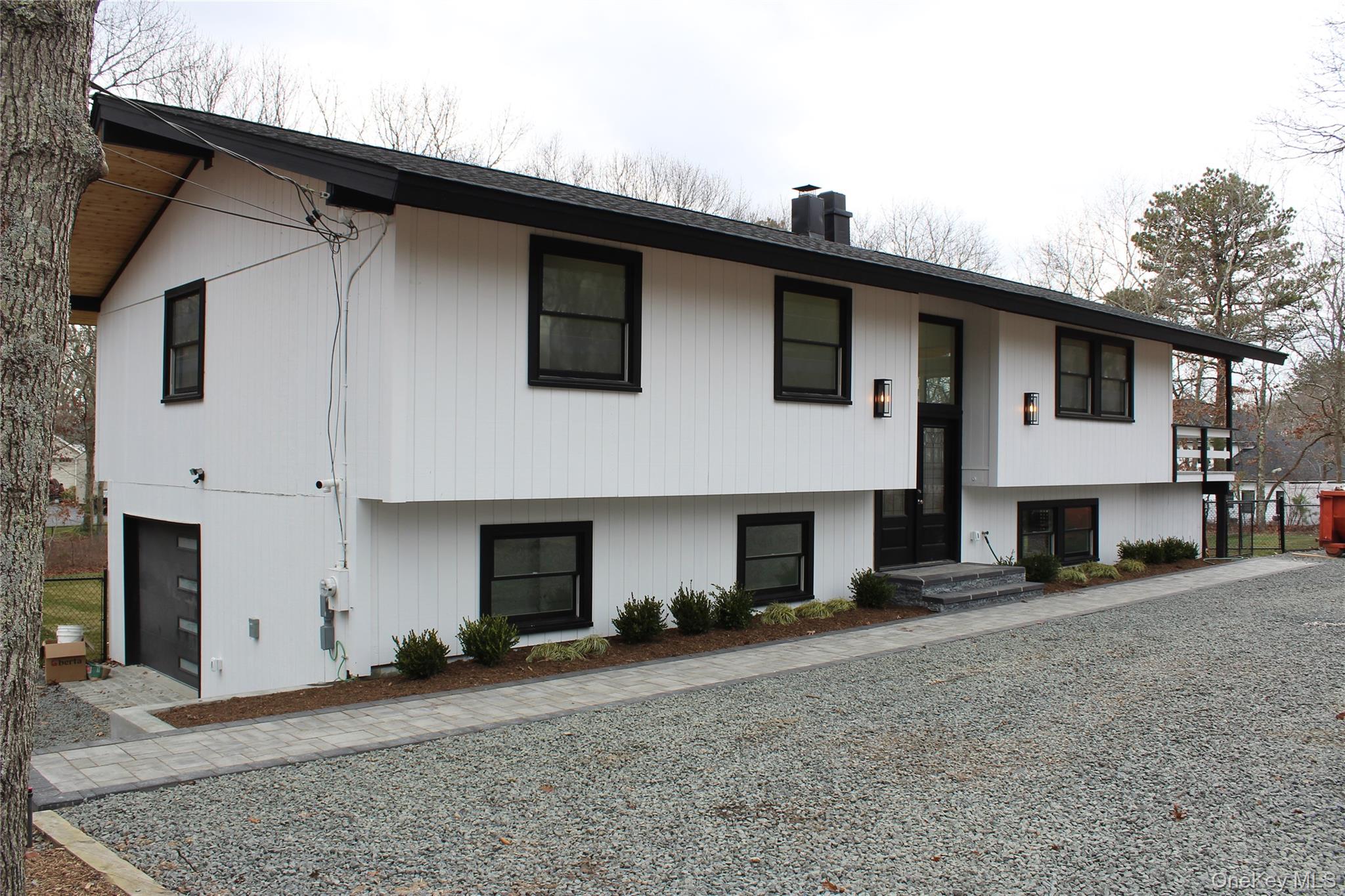 #10 photo, 105 Old Riverhead Road, Hampton Bays , NY 11946