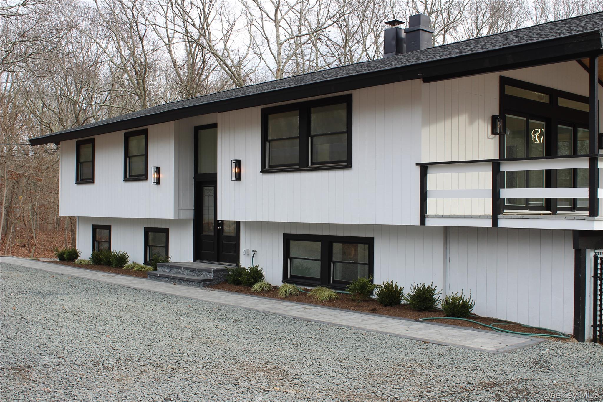 #8 photo, 105 Old Riverhead Road, Hampton Bays , NY 11946