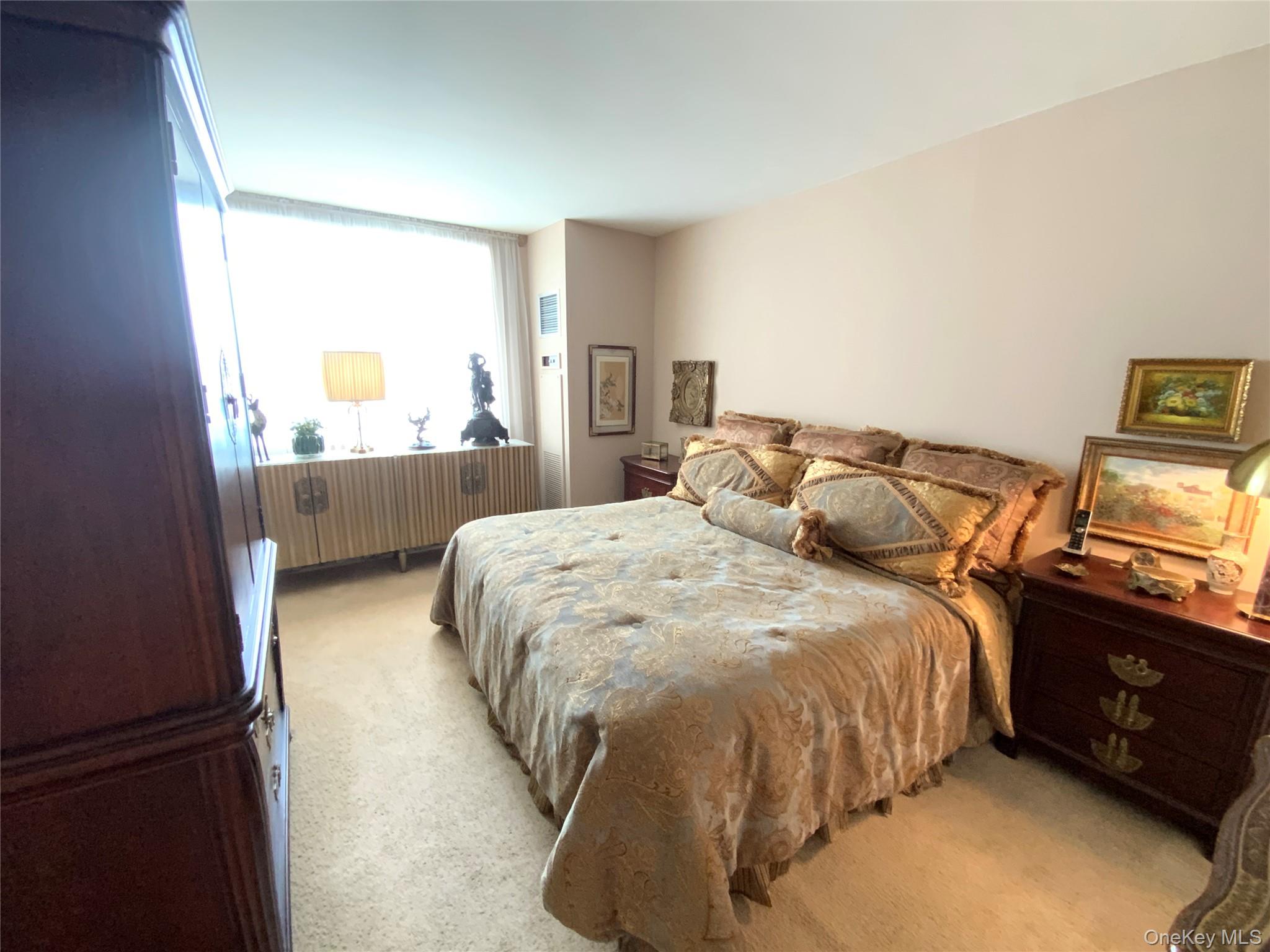 #13 photo, 27110 Grand Central Parkway Parkway, クイーンズ区 Floral Park , NY 11005