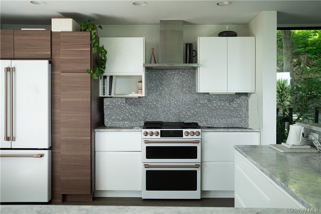 #4 photo, 185 Tweed Boulevard, Nyack , NY 10960