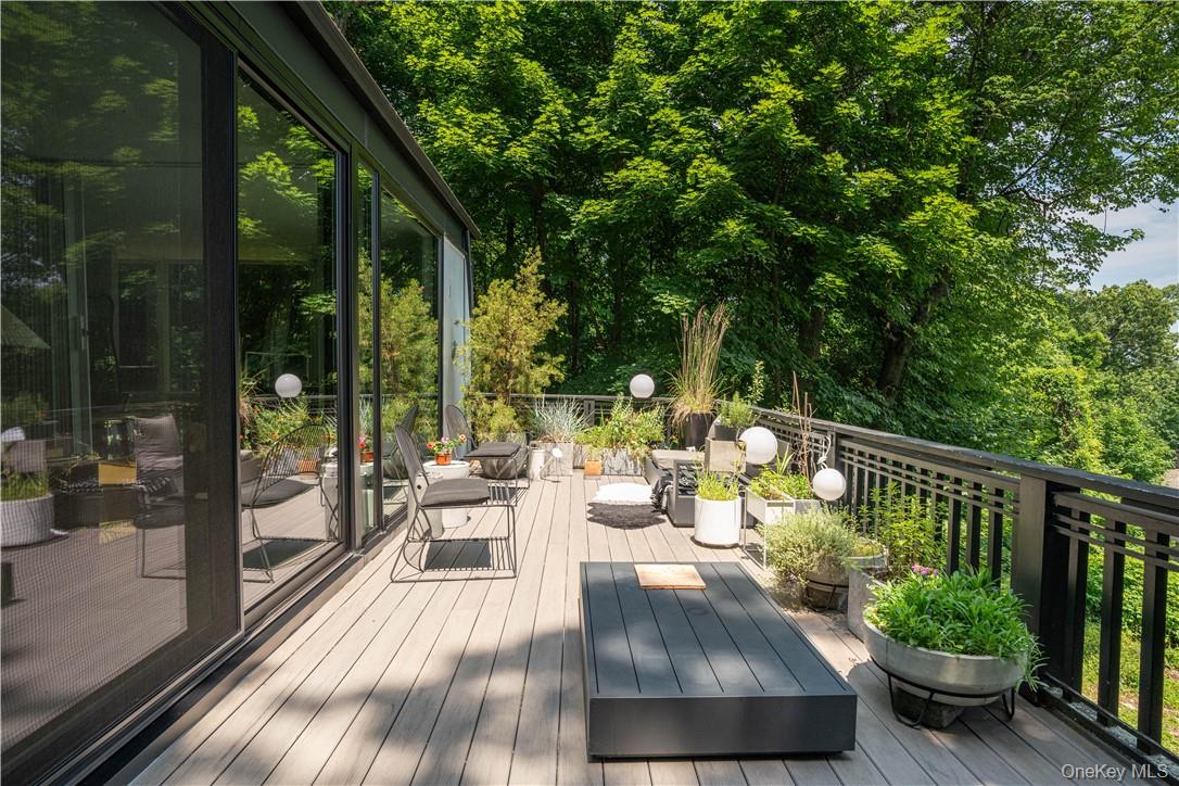 #9 photo, 185 Tweed Boulevard, Nyack , NY 10960