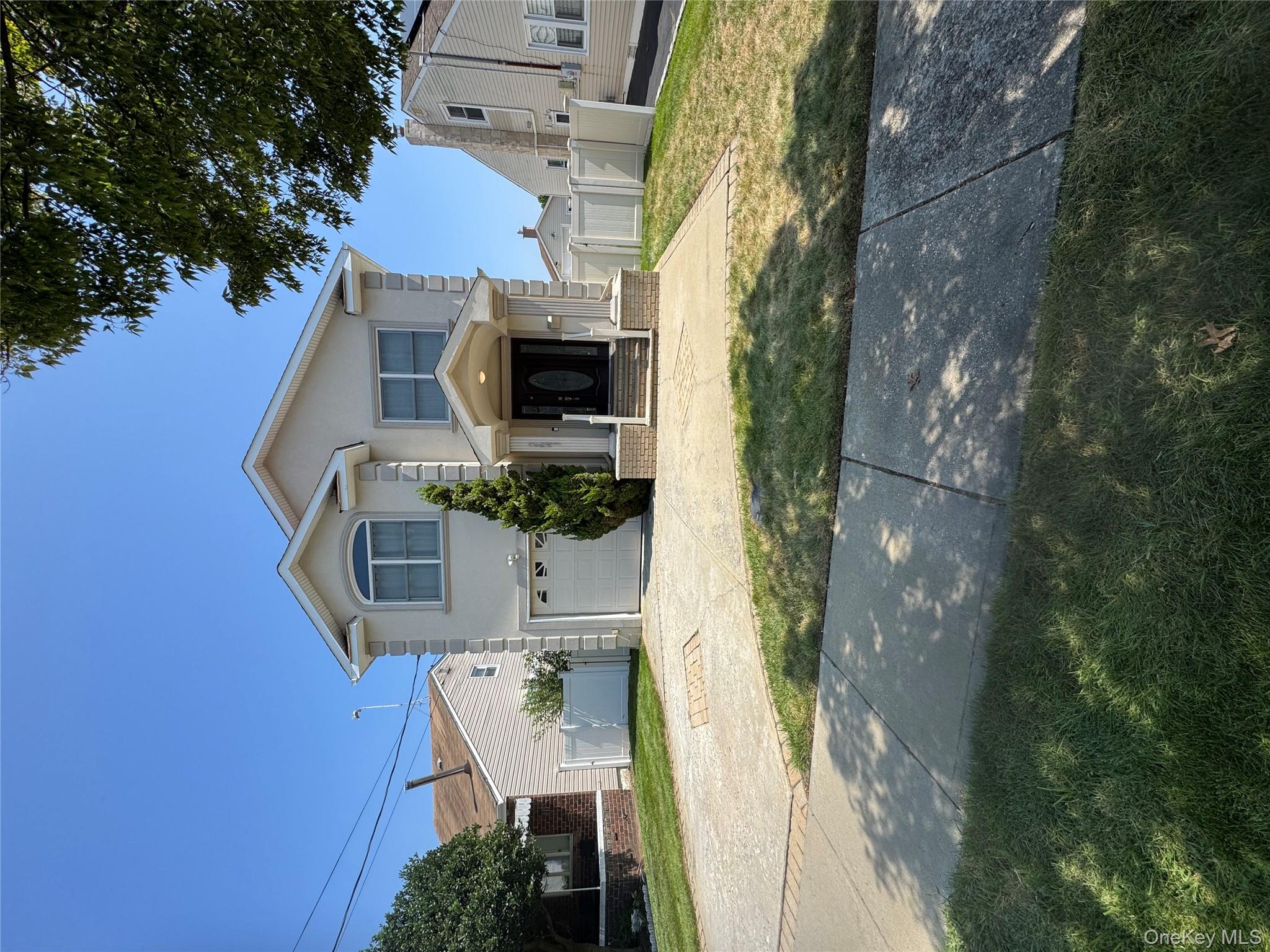 #1 photo, 2641 Montauk Avenue, 长岛 Merrick , NY 11566