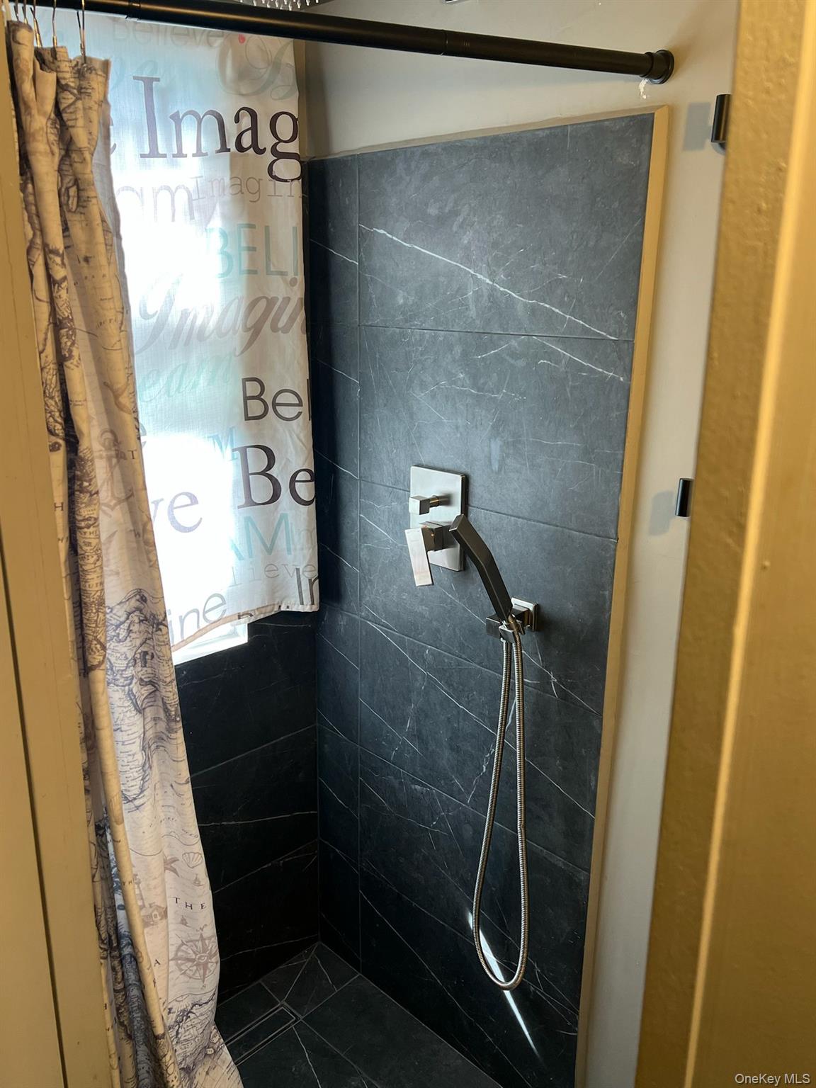 #9 photo, 1114 Brooklyn Ave, Brooklyn, New York, 11203, ブルックリン区 Brooklyn , NY 11203