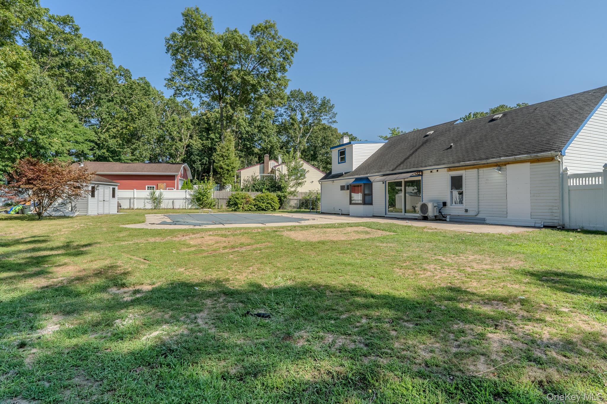 #8 photo, 21 Mount Snow Lane, Coram , NY 11727