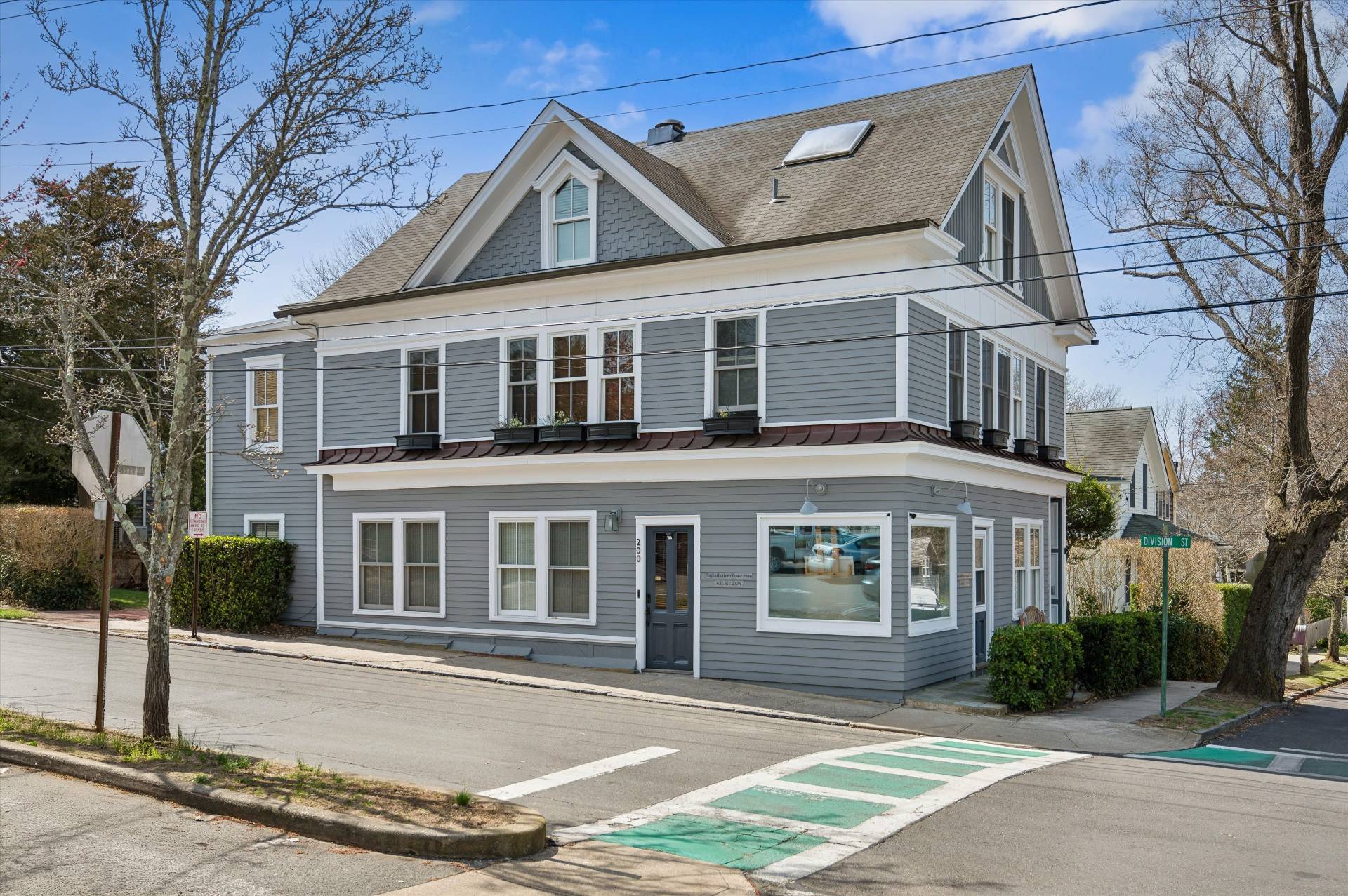 #1 photo, 200 Division Street, #Apt 2C, サフォーク郡 Sag Harbor , NY 11963