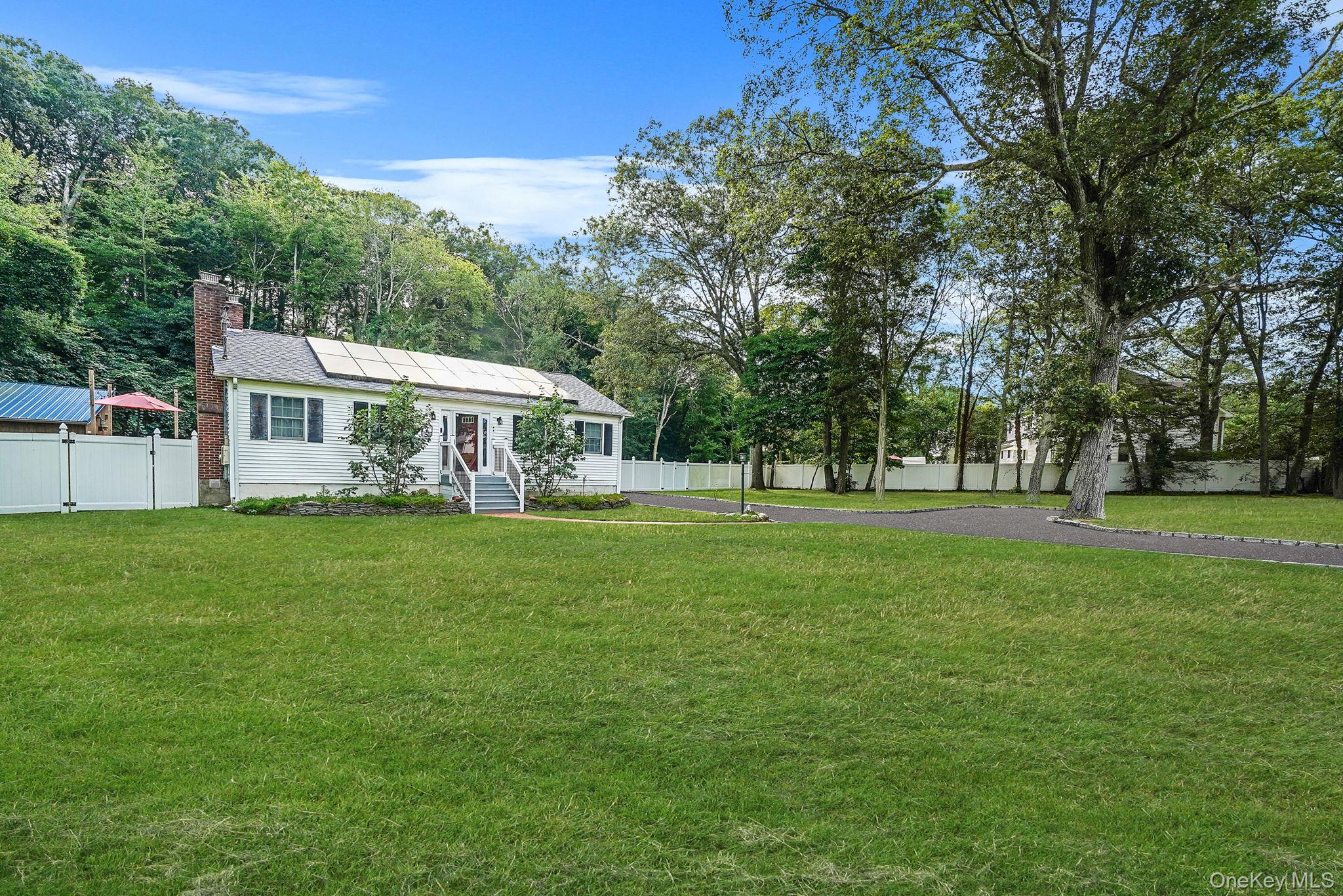 #1 photo, 52 Daly Road, サフォーク郡 East Northport , NY 11731