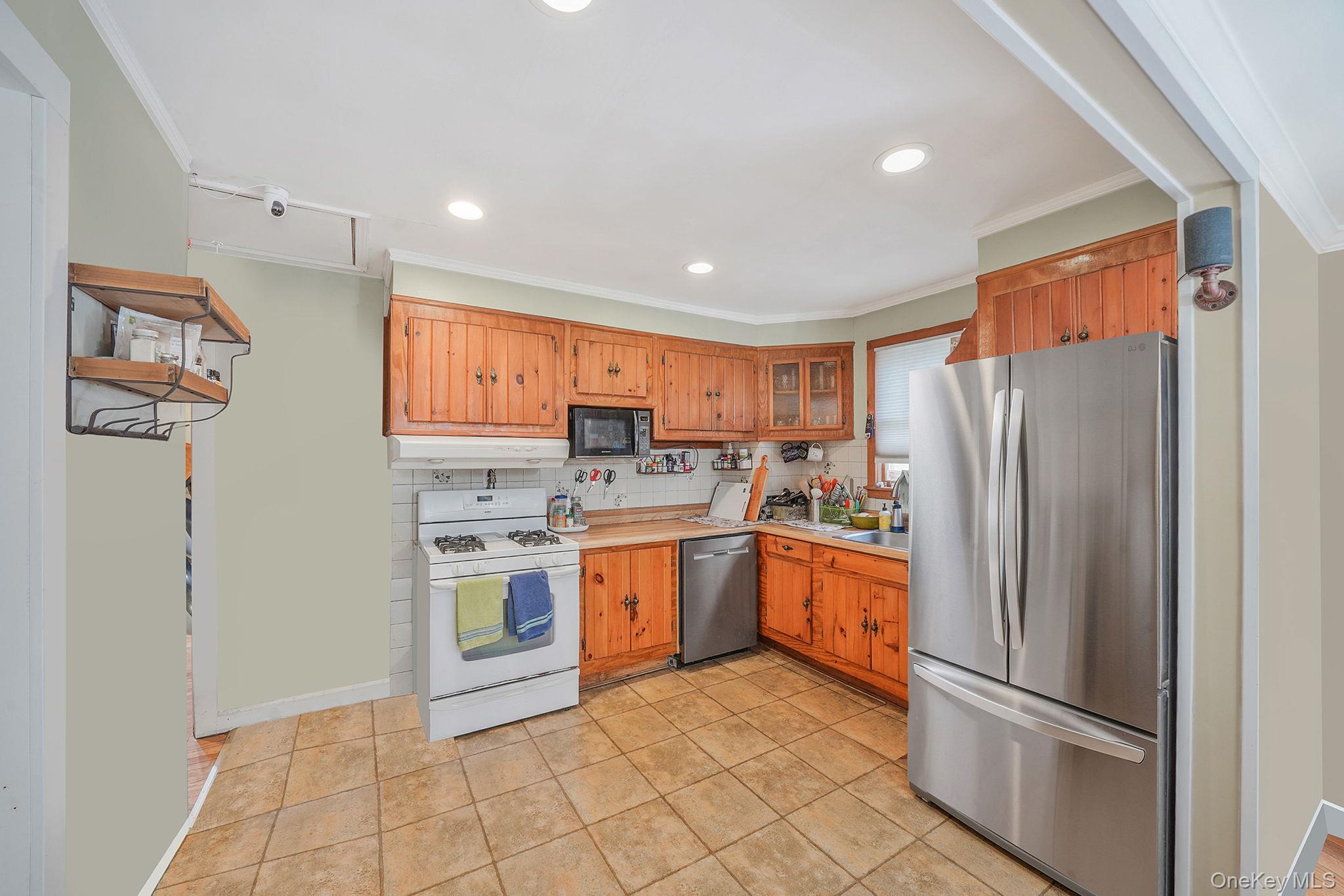 #9 photo, 52 Daly Road, サフォーク郡 East Northport , NY 11731