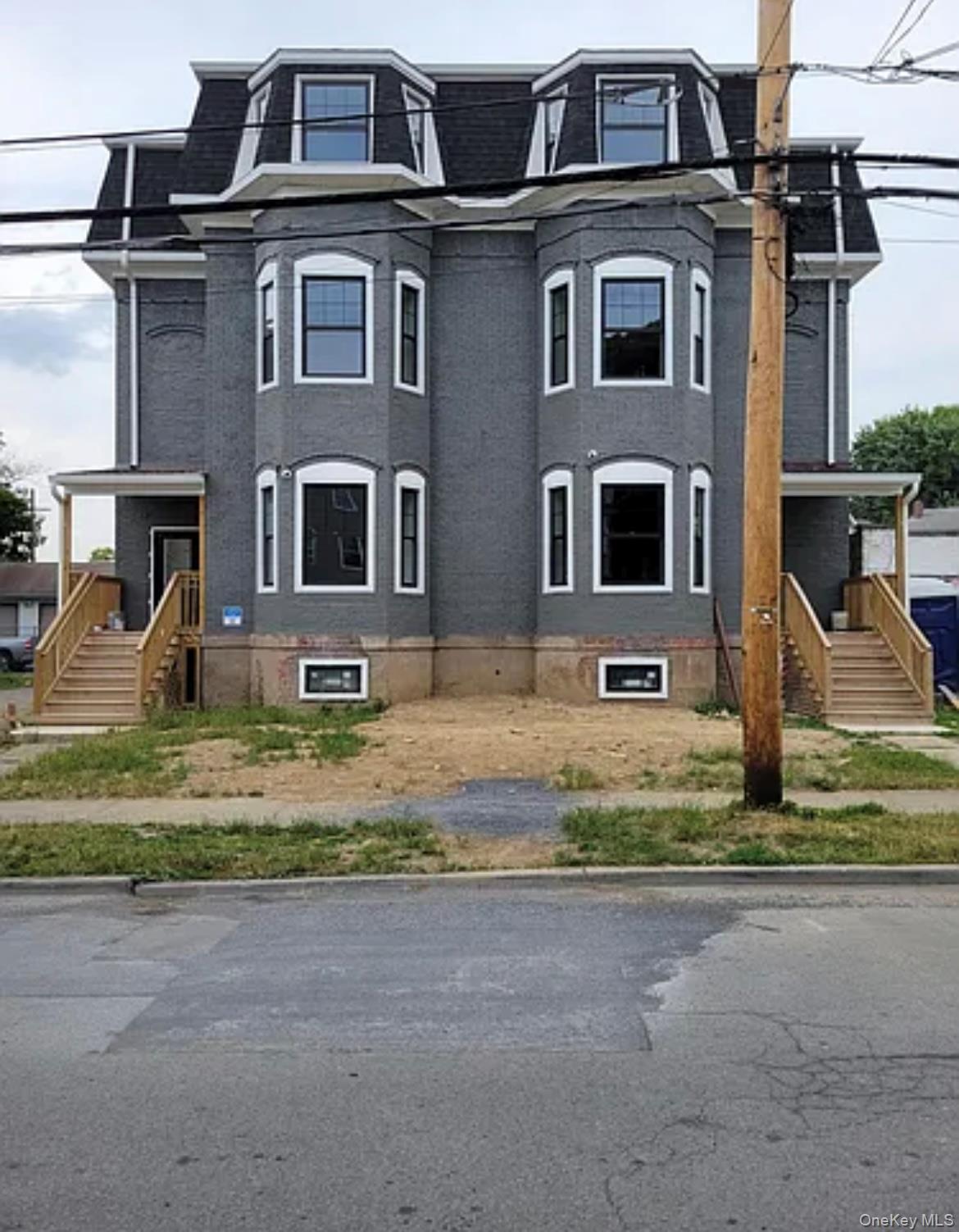 #16 photo, 58 Smith Street, Poughkeepsie , NY 12601