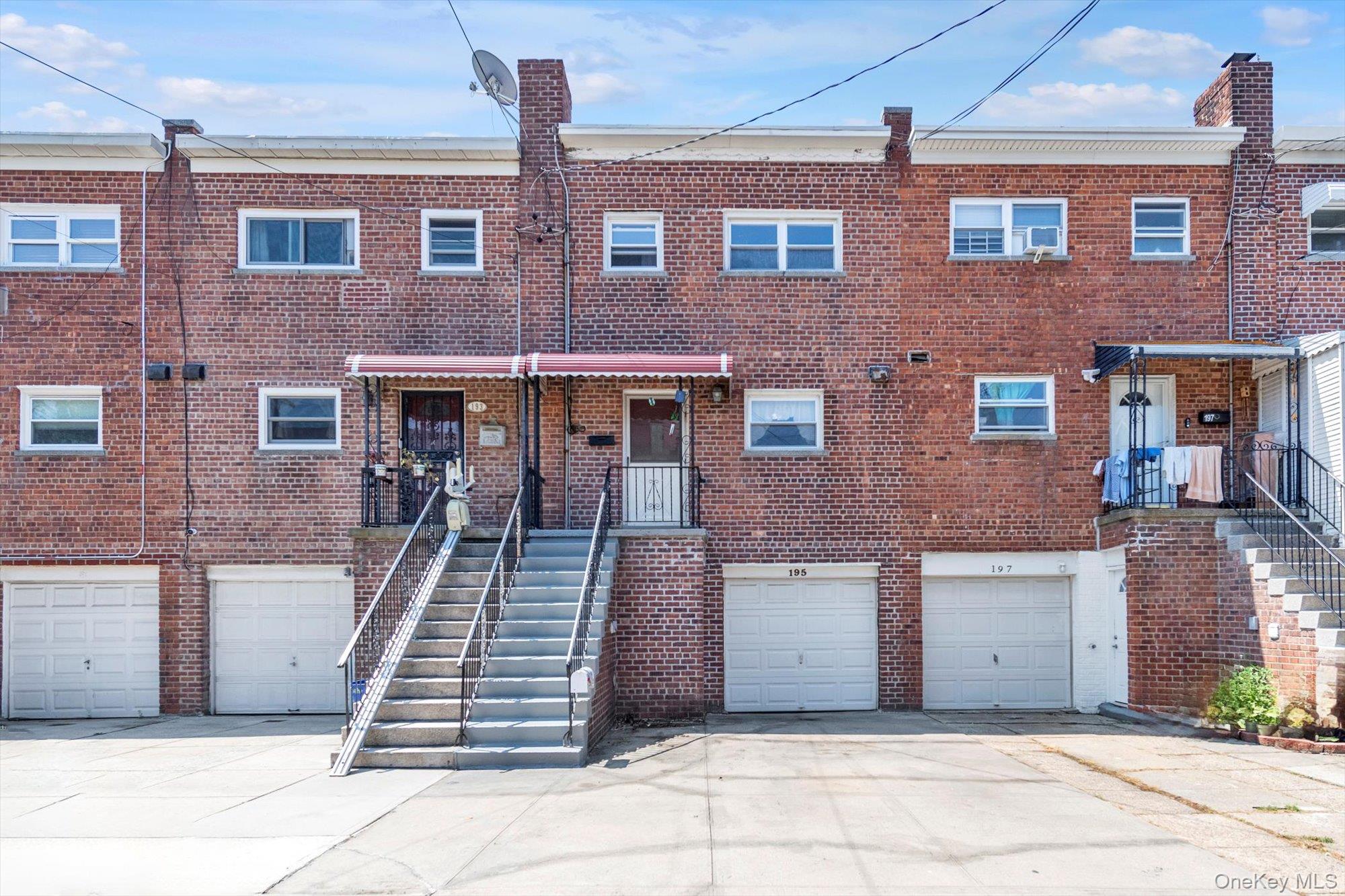 #1 photo, 195 Kearney Avenue, Bronx , NY 10465