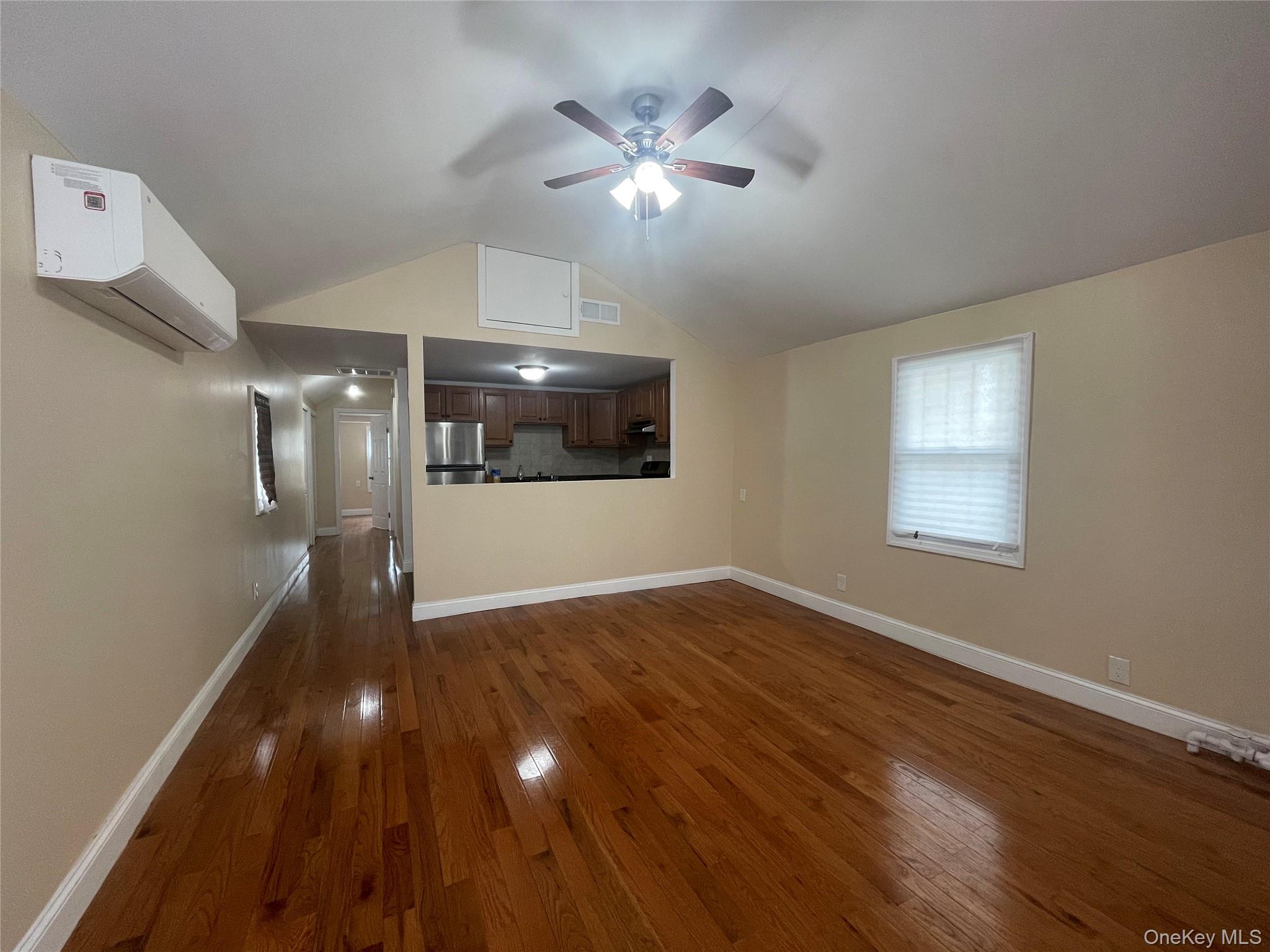 #1 photo, 1101 Harding Park, ब्रोंक्स Bronx , NY 10473