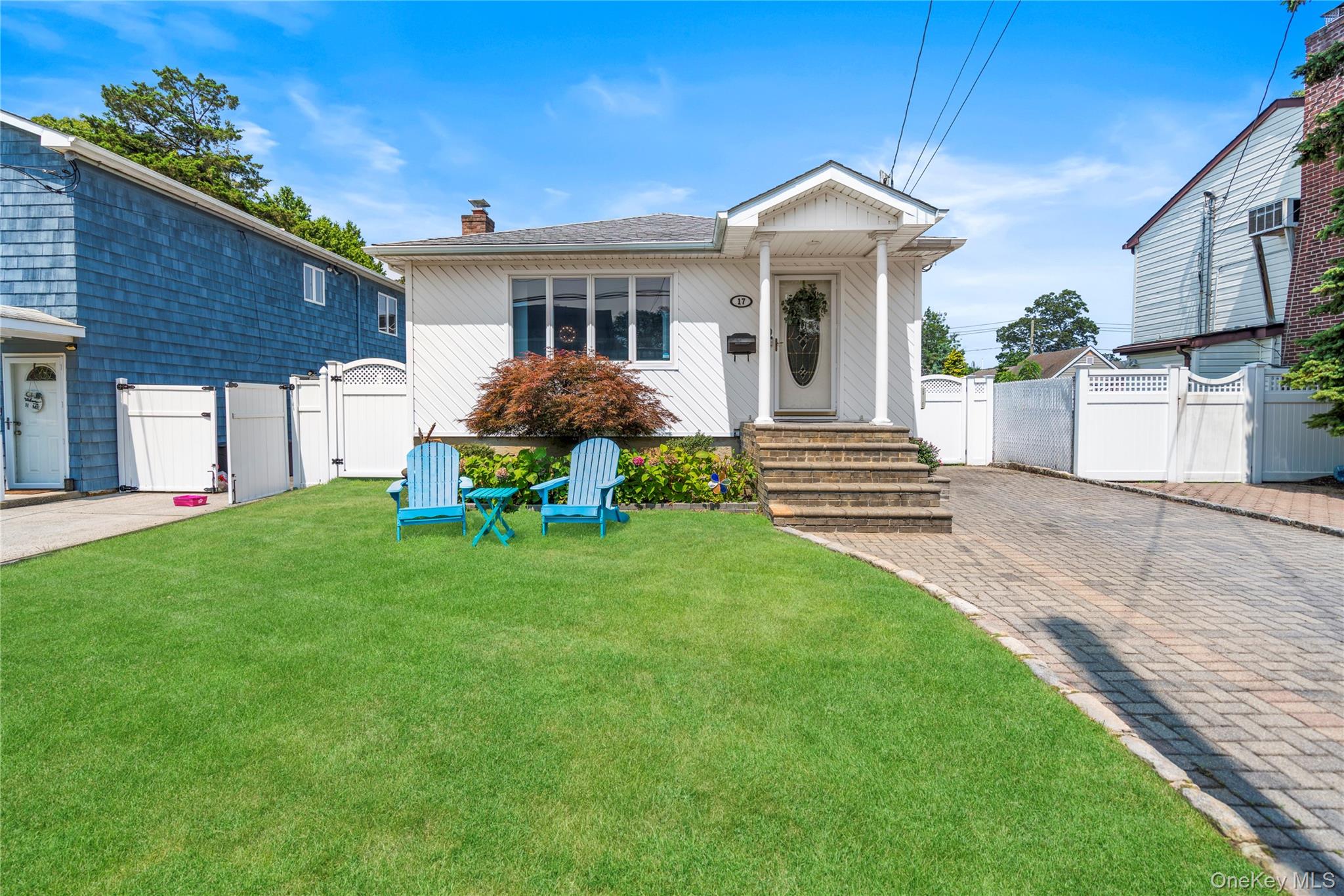 #1 photo, 17 Linden Street, Massapequa , NY 11758