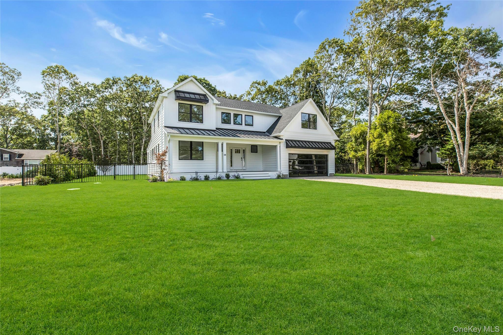 #1 photo, 30 Sandpiper Lane, सफ़ोक काउंटी East Quogue , NY 11942