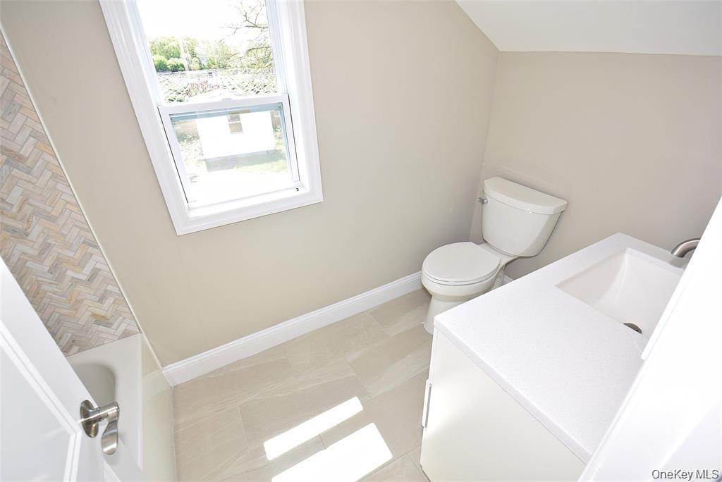 #15 photo, 7600 Main Road, サフォーク郡 East Marion , NY 11939