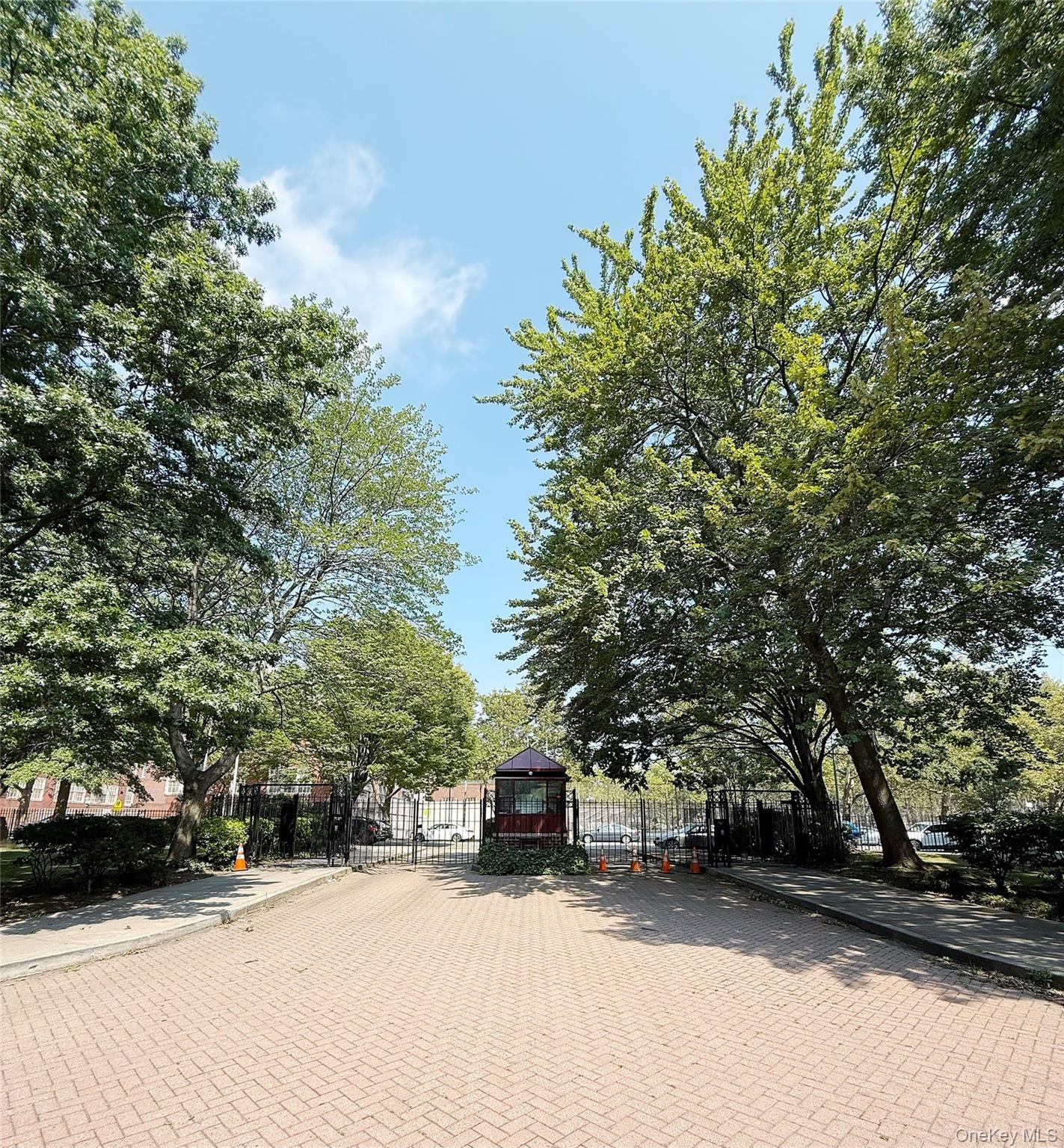 #2 photo, 15020 71 Avenue, クイーンズ区 Flushing , NY 11367