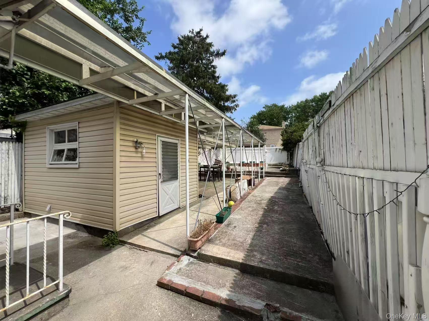 #14 photo, 5405 68th Street, Maspeth , NY 11378