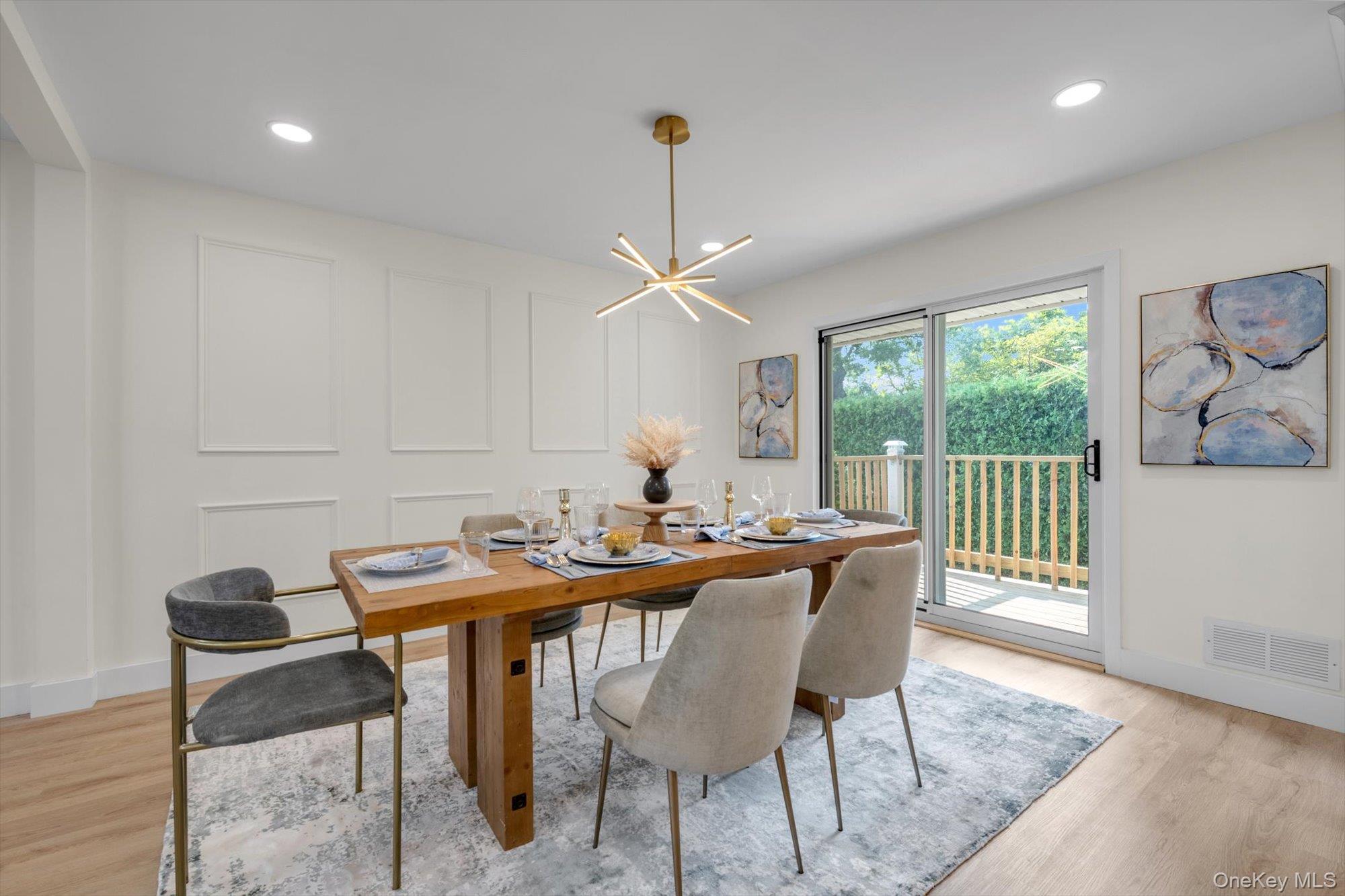 #5 photo, 2001 Wellington Court, ナッソー郡 Westbury , NY 11590