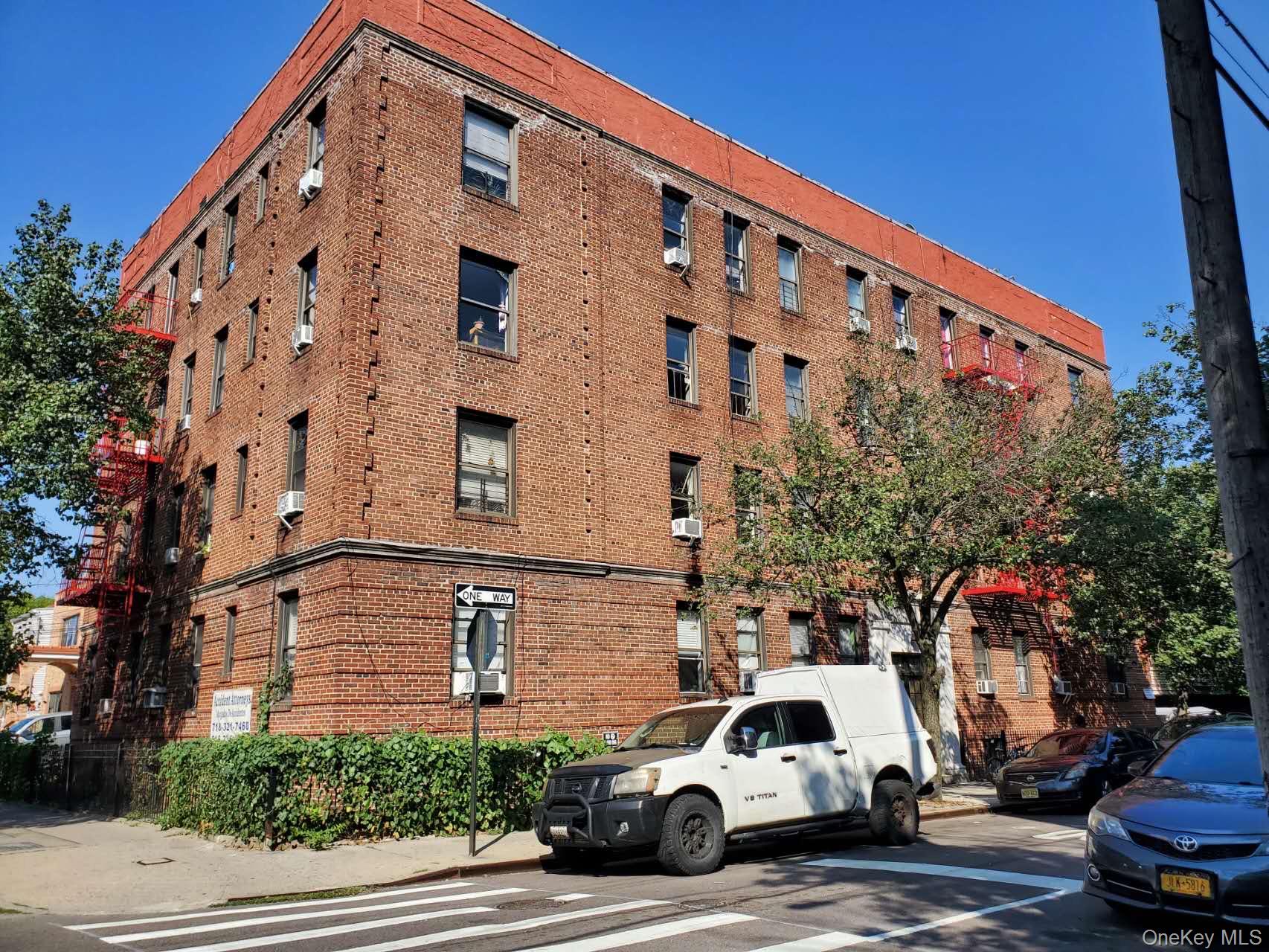 #1 photo, 41-71 Denman Street, クイーンズ区 Elmhurst , NY 11373