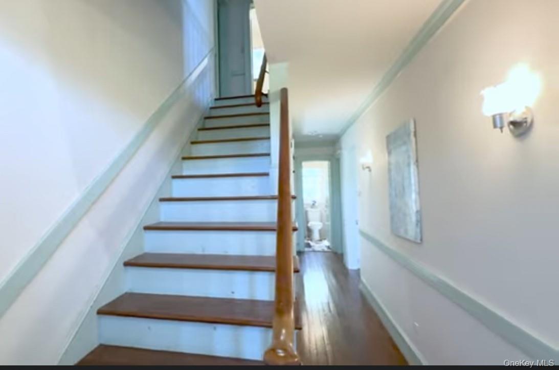 #7 photo, 24 Hawkins Road, Stony Brook , NY 11790